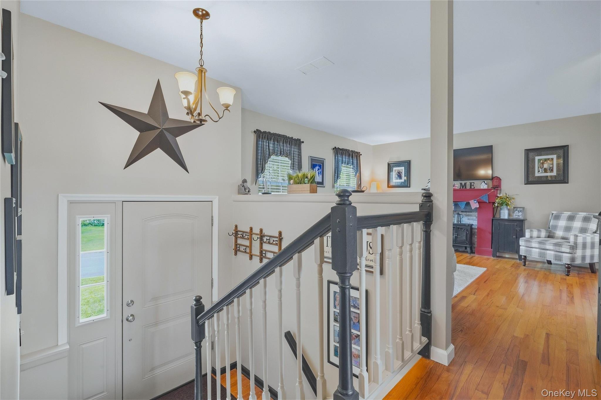 38 Genesee Avenue – For Sale photo 3