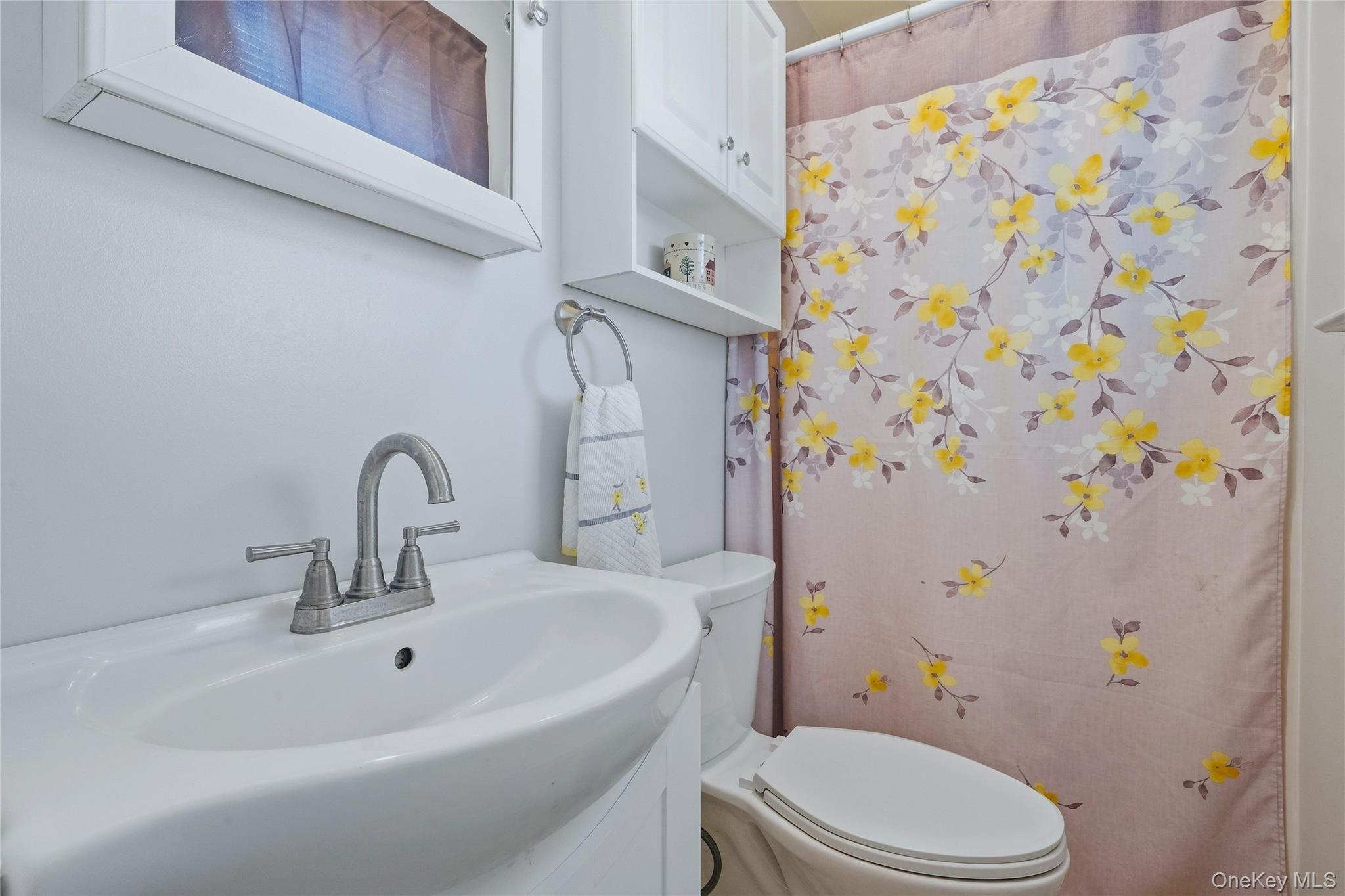 38 Genesee Avenue – For Sale photo 15