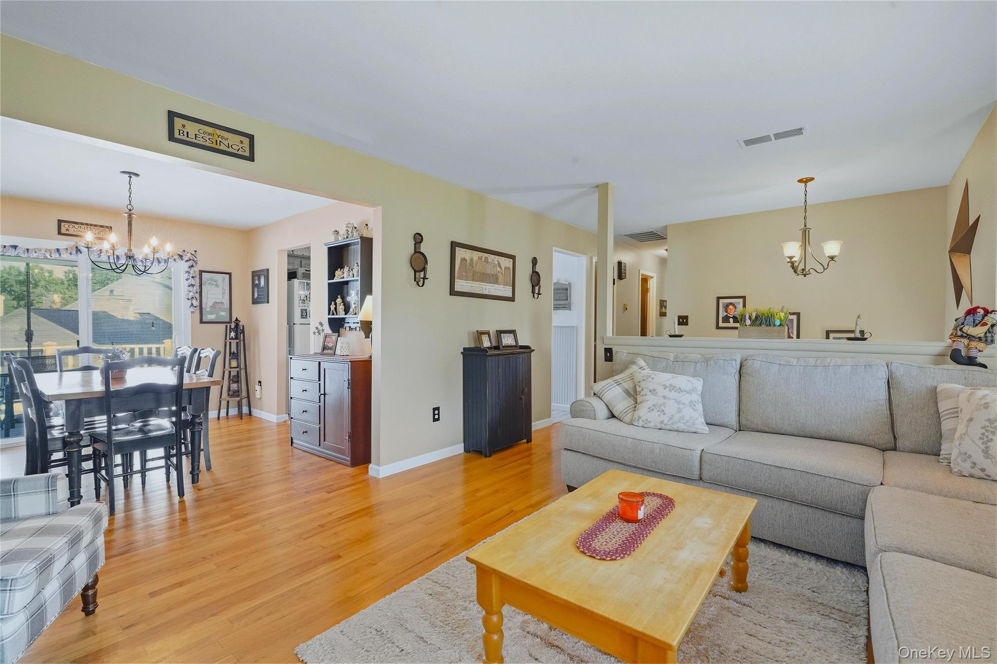 38 Genesee Avenue – For Sale photo 5