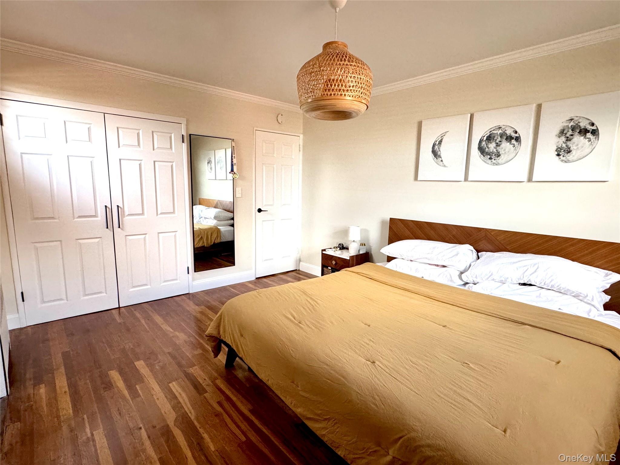16-19 Utopia Parkway, Unit 2-22 photo 8