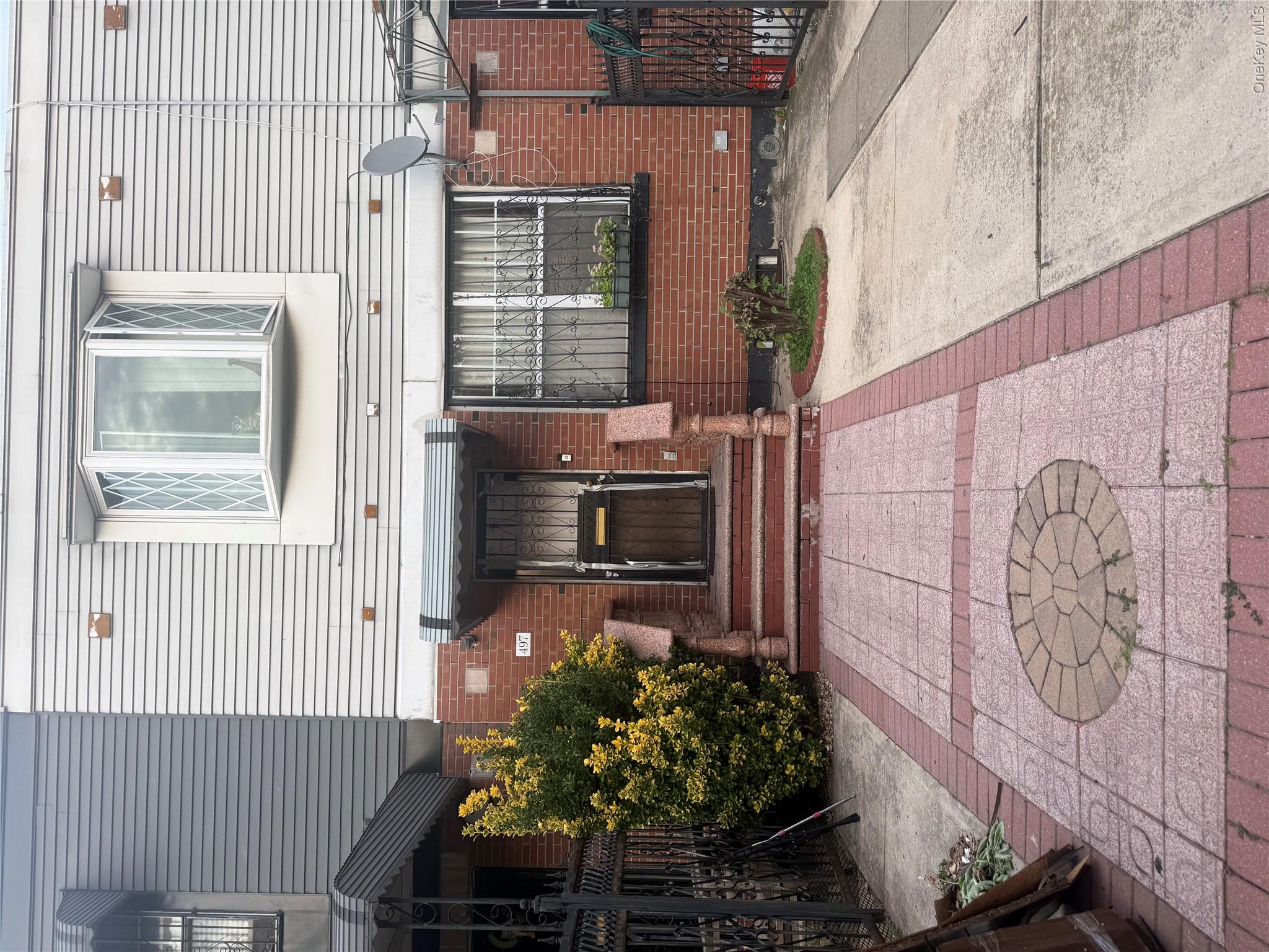 497 Alabama Avenue – For Sale photo 2