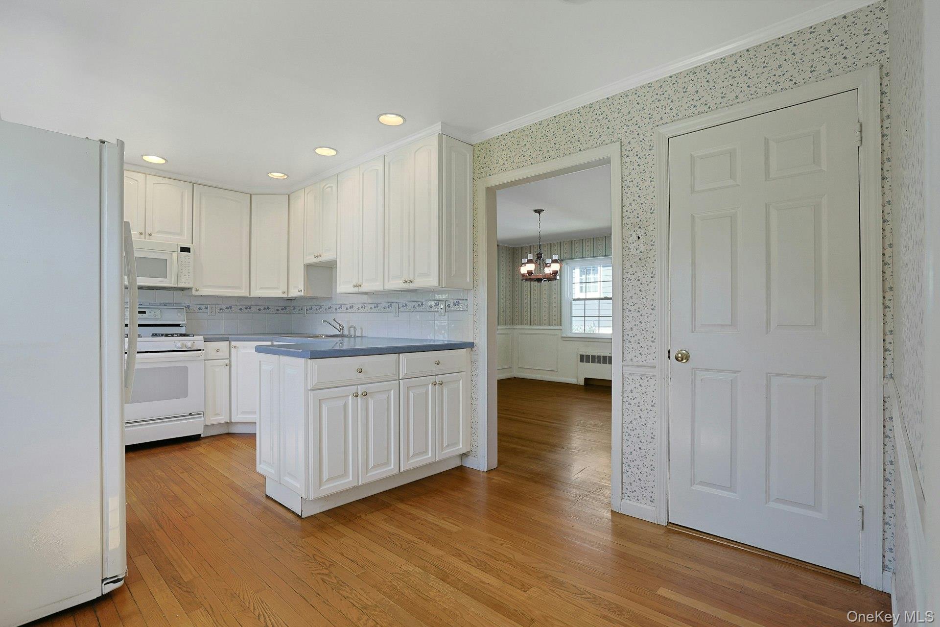 21 Elm Street E – For Sale photo 14