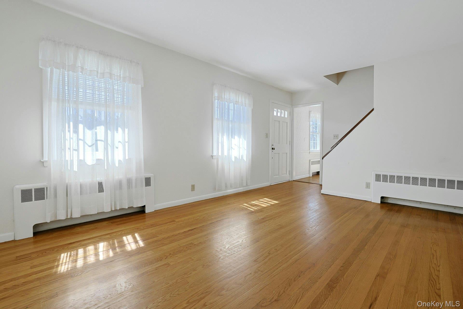 21 Elm Street E – For Sale photo 5