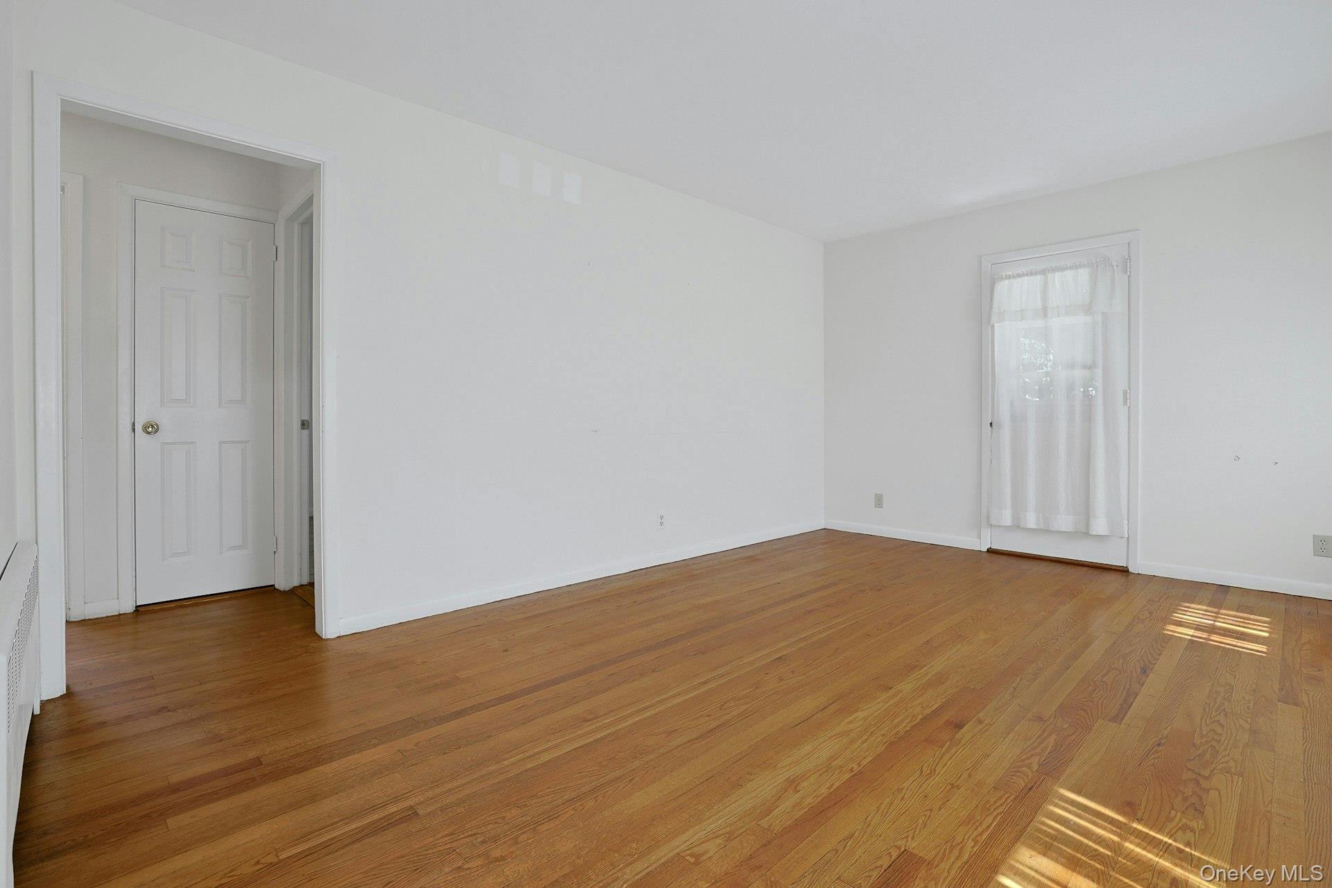 21 Elm Street E – For Sale photo 8