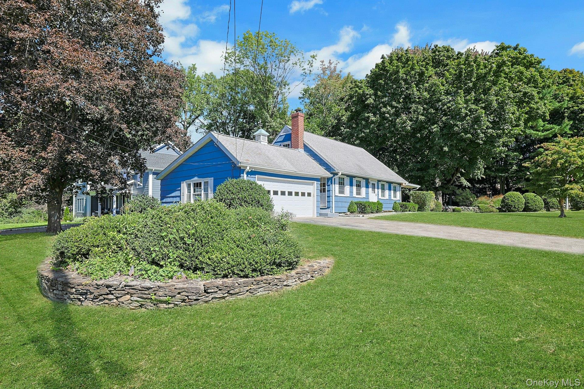 21 Elm Street E – For Sale photo 4