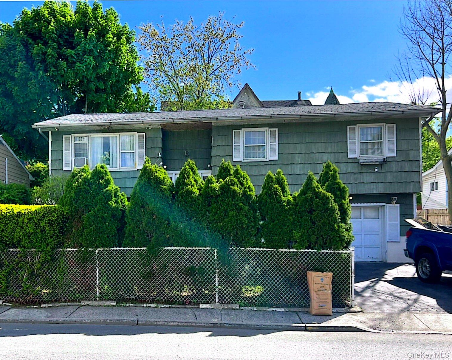 4 Conklin Avenue – For Sale