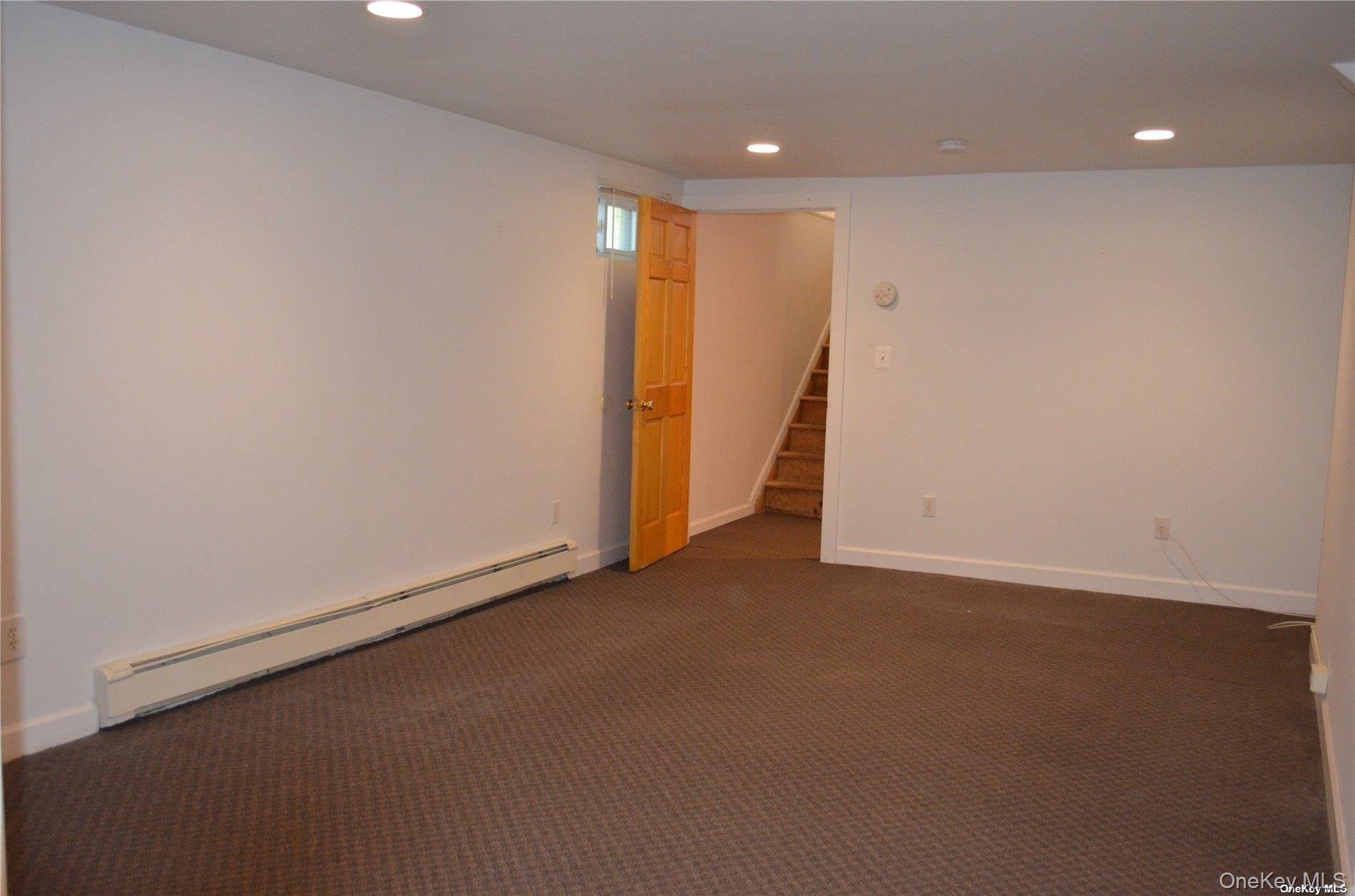 203 Parkside Avenue – For Rent photo 3