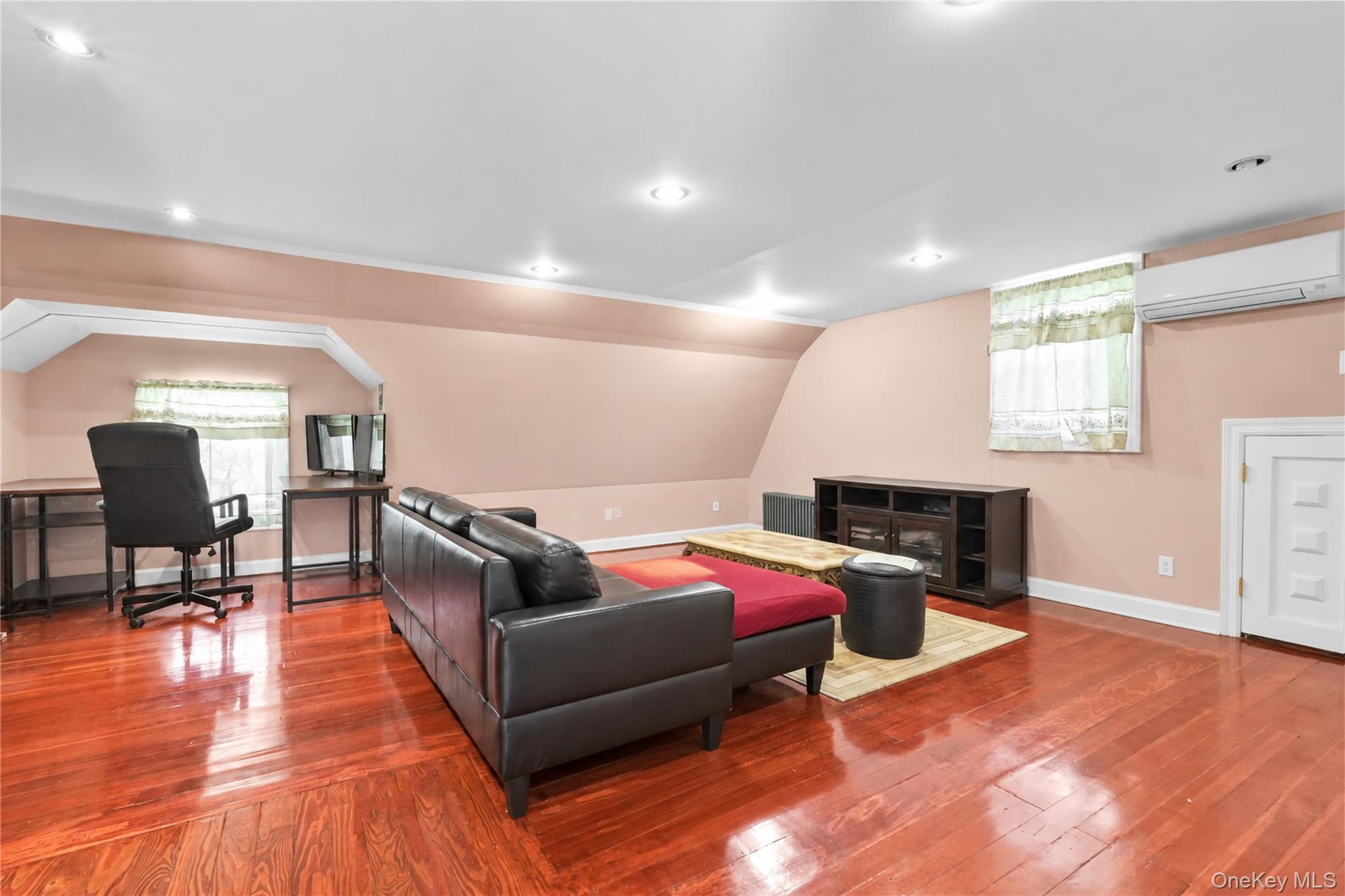 84-42 Charlecote Ridge – For Sale photo 30