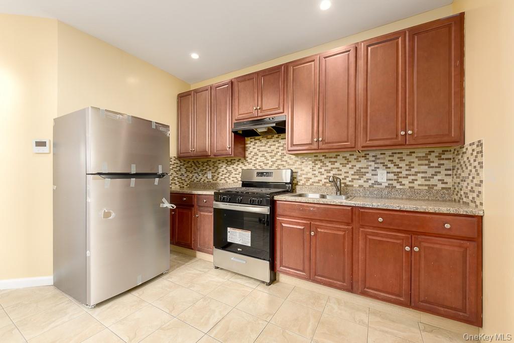1427 Pitkin Avenue – For Rent