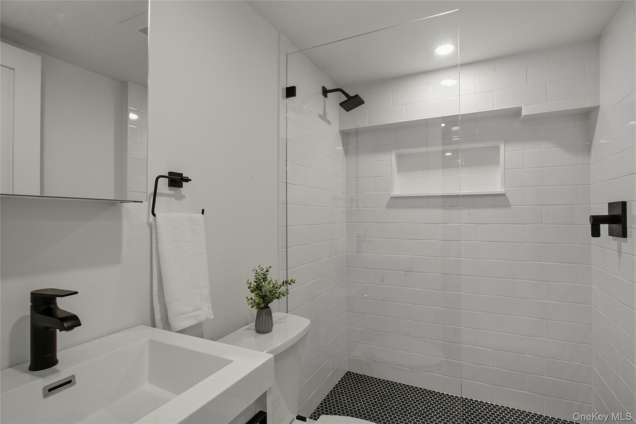 525 3rd Street – For Rent photo 21