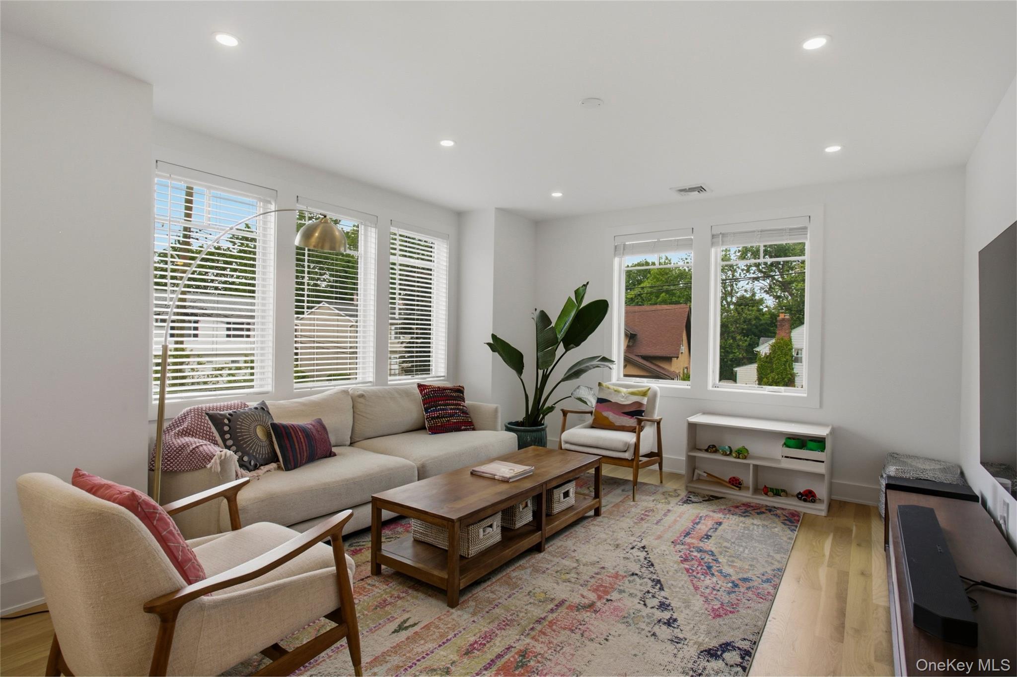 525 3rd Street – For Rent photo 5