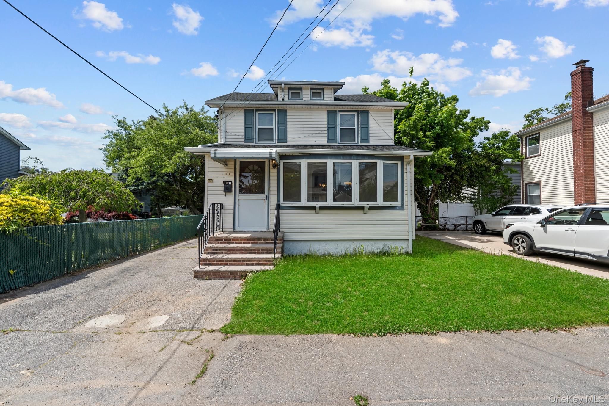 1 Lewis Place – For Sale