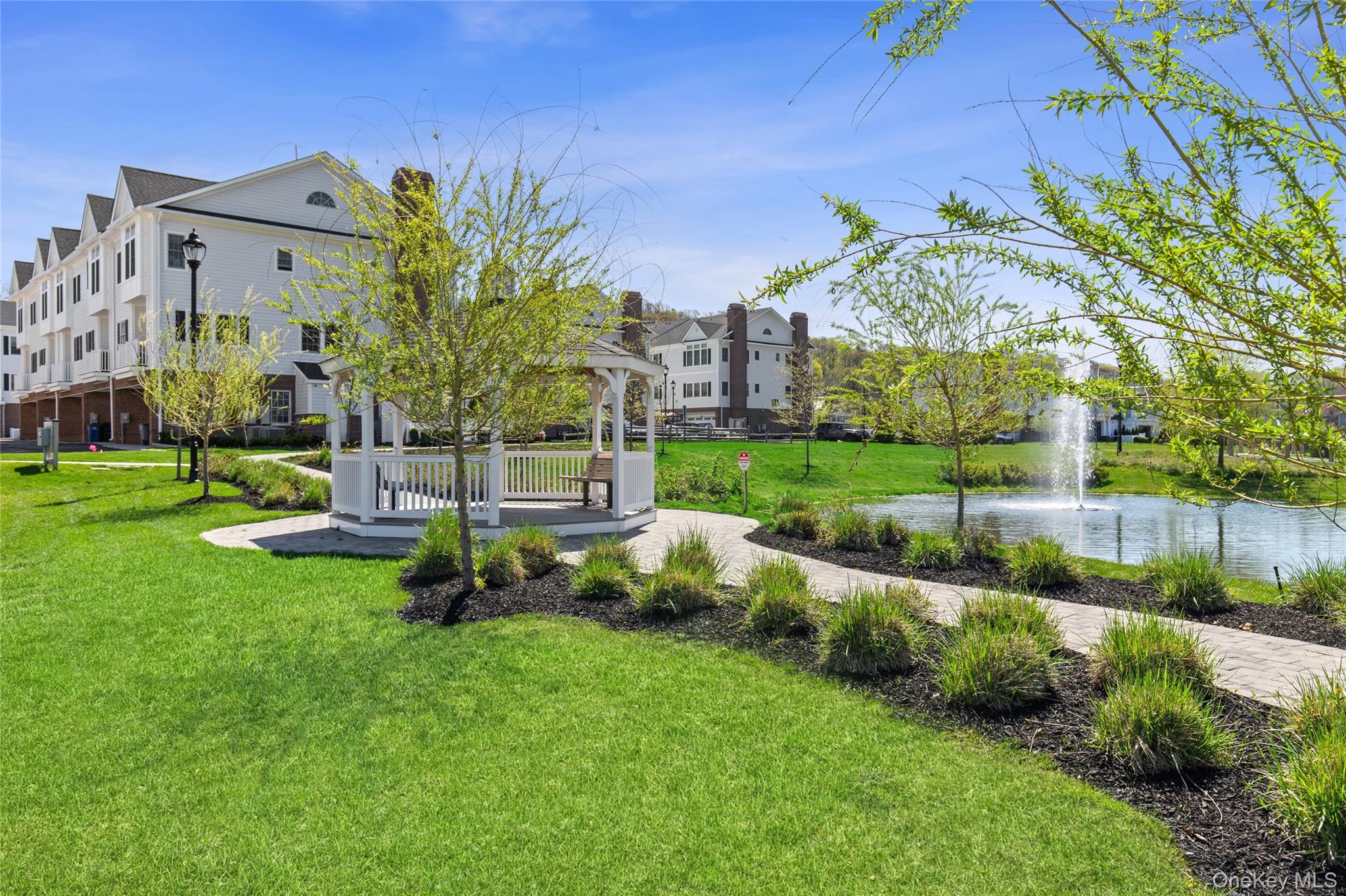 703 Mill Creek N – For Rent photo 2