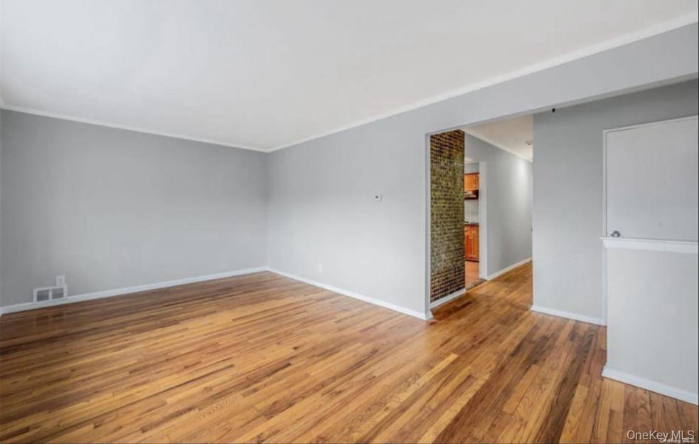 196 Westbury Boulevard – For Sale photo 3