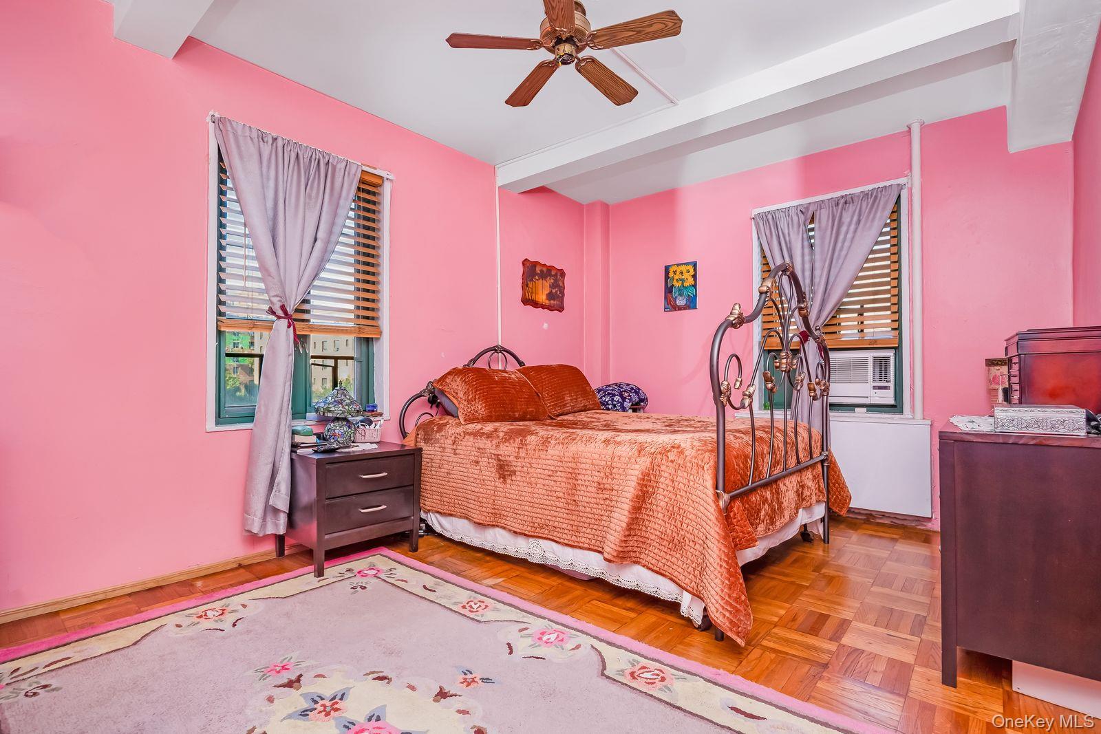 1560 Metropolitan Avenue, Unit 5B photo 6