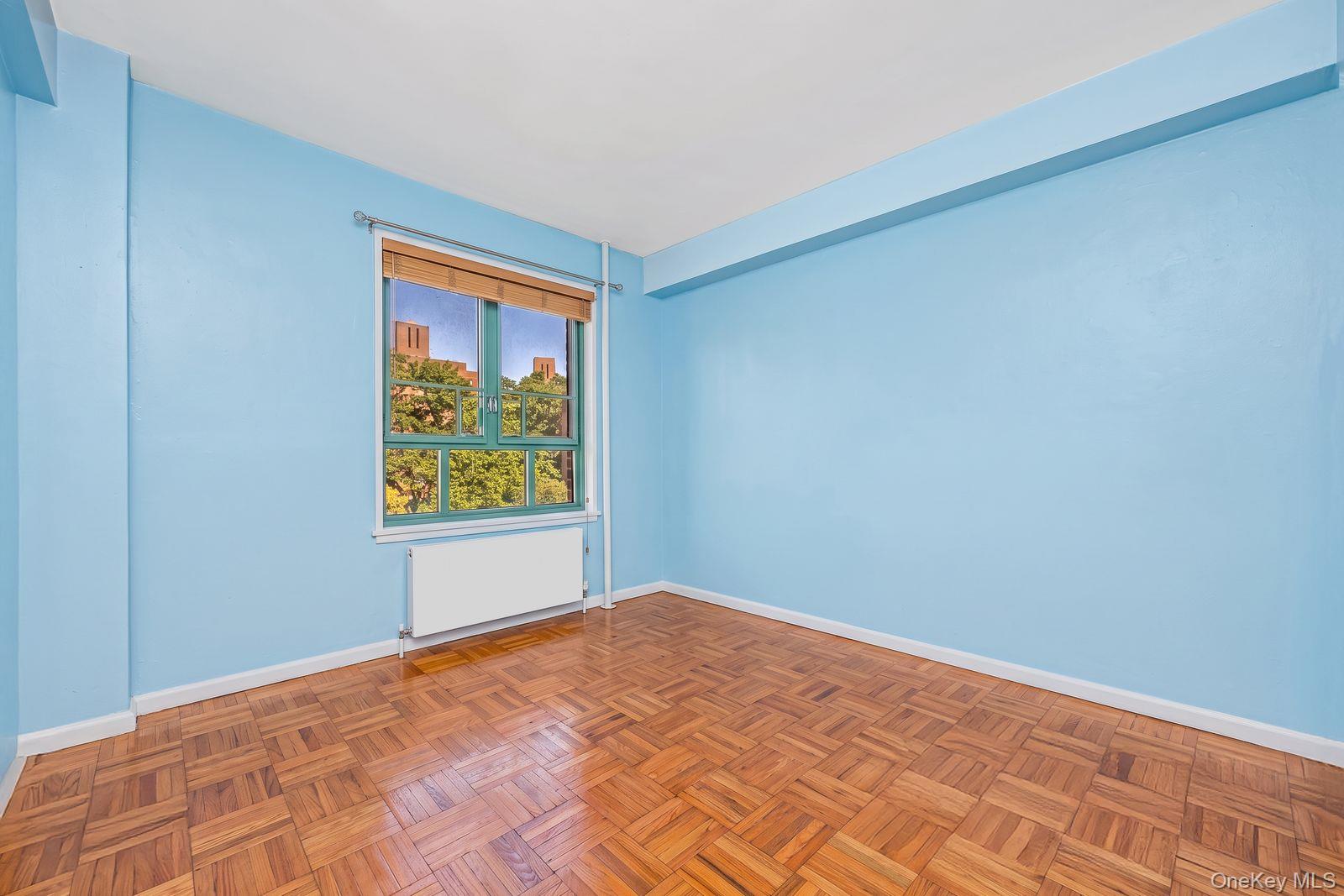 1560 Metropolitan Avenue, Unit 5B photo 5
