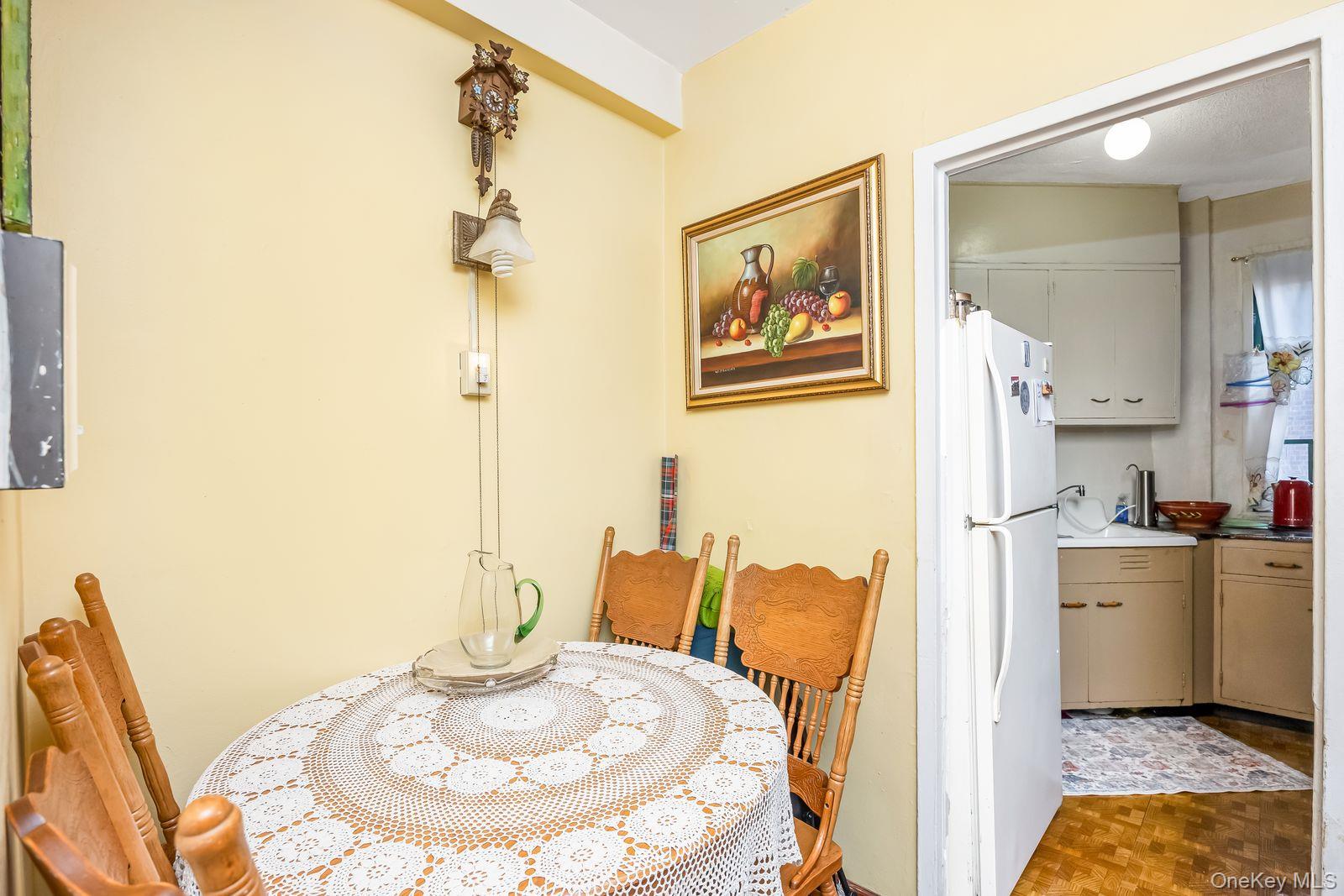 1560 Metropolitan Avenue, Unit 5B photo 9