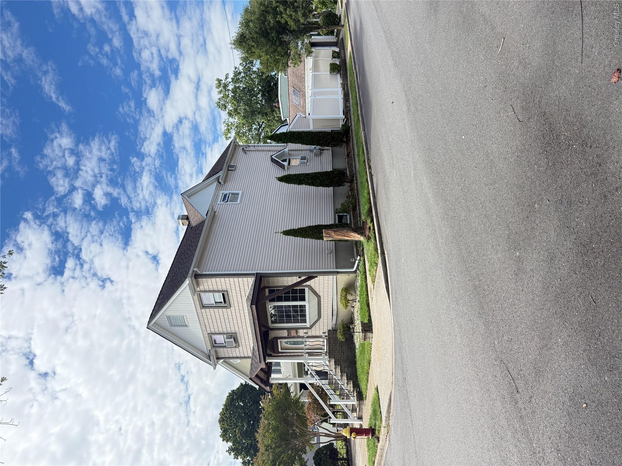 1720 Montague Avenue – For Sale photo 3