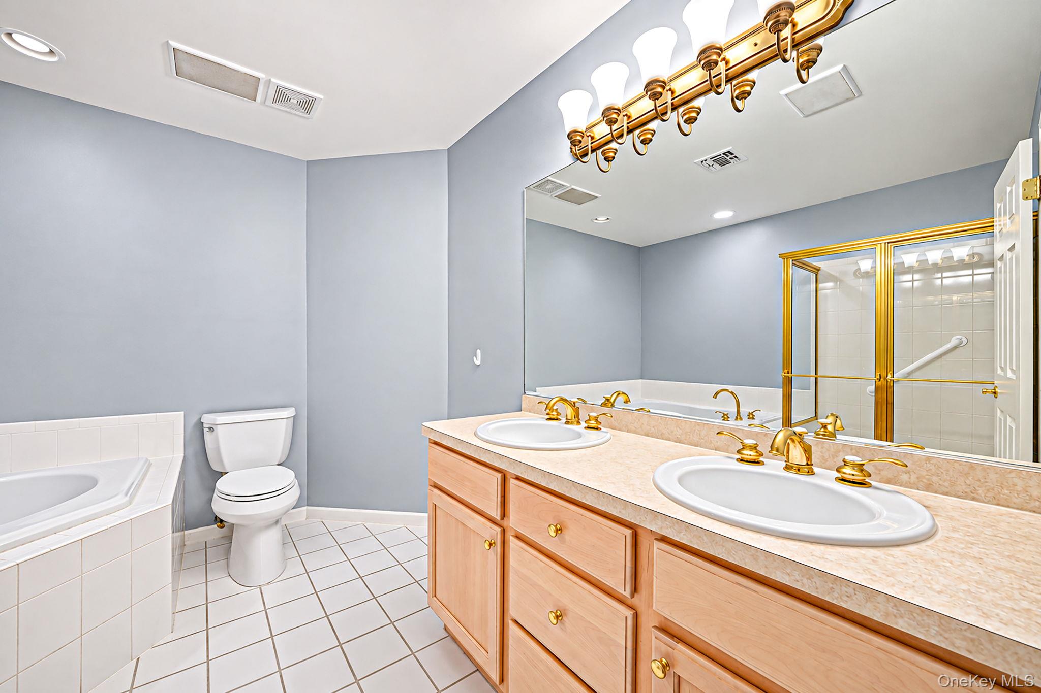 1 Mohannis Way, Unit 1 photo 16