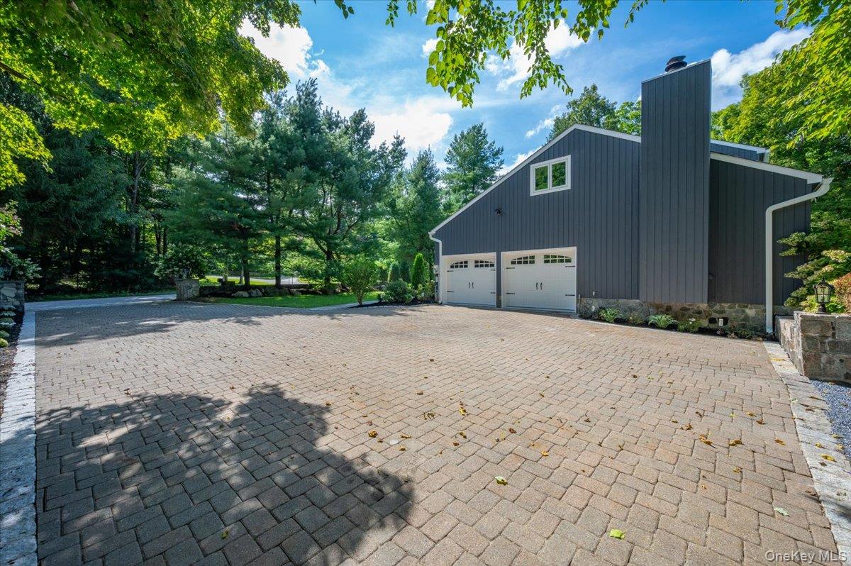 10 Tall Pines Lane – For Sale photo 29