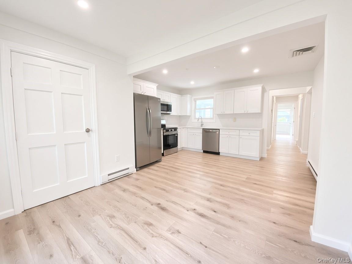 19 Hearthside Drive – For Sale photo 4