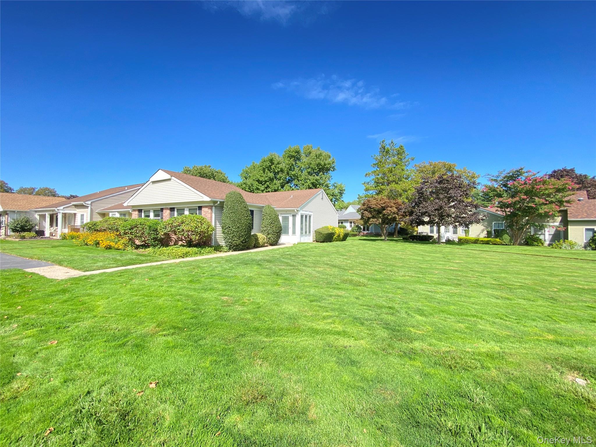 19 Hearthside Drive – For Sale photo 20