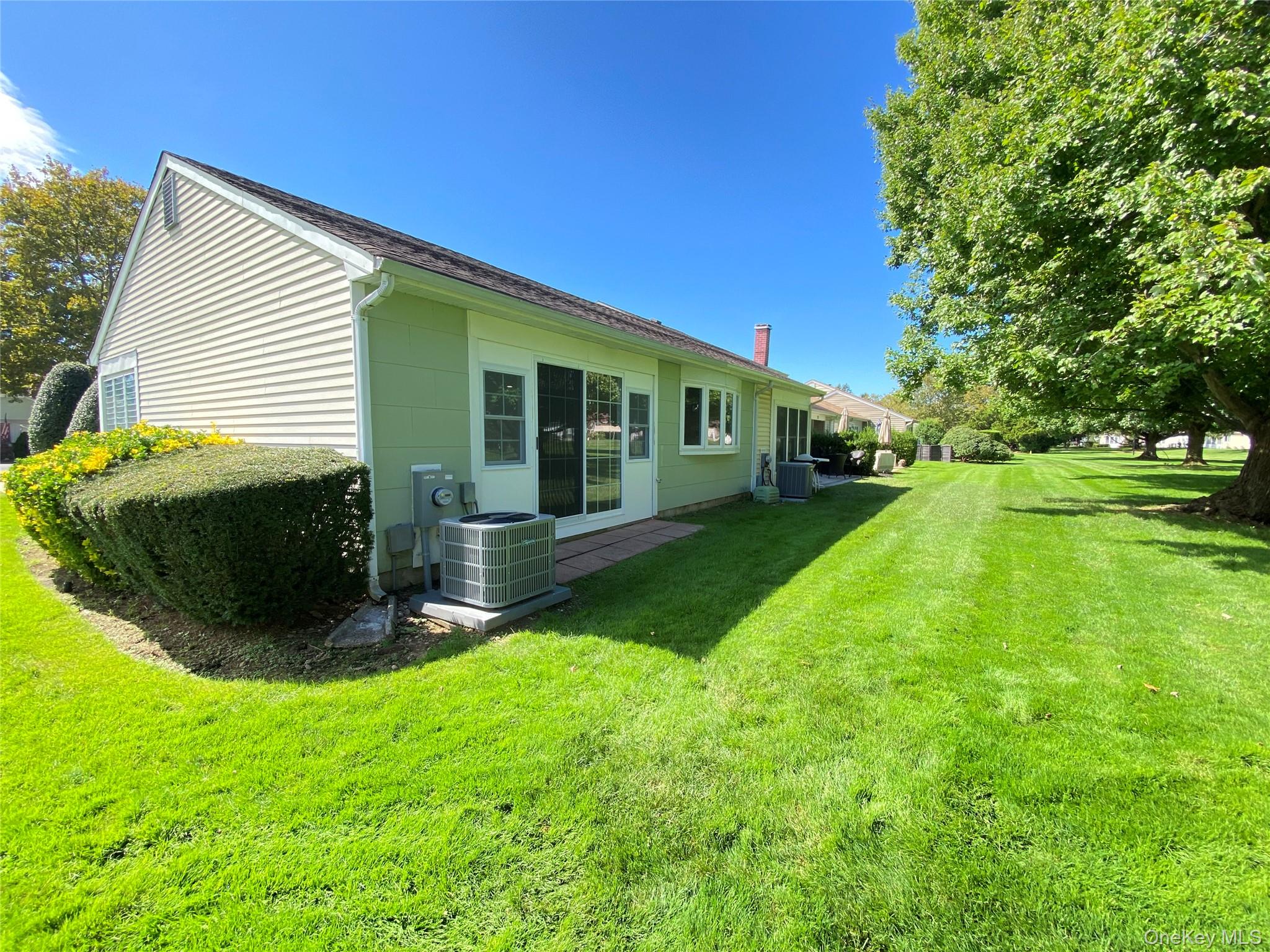 19 Hearthside Drive – For Sale photo 18