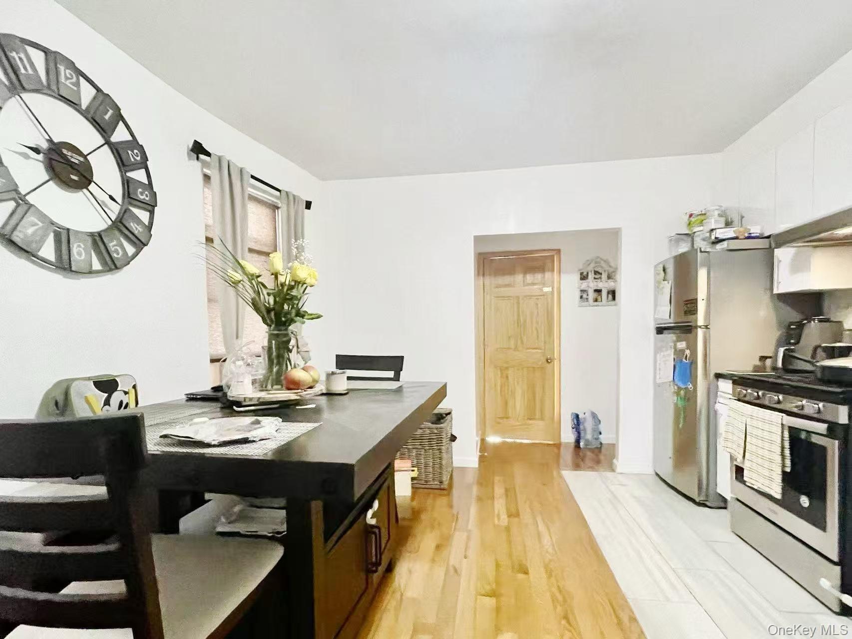 1805 Mulford Avenue – For Sale photo 5