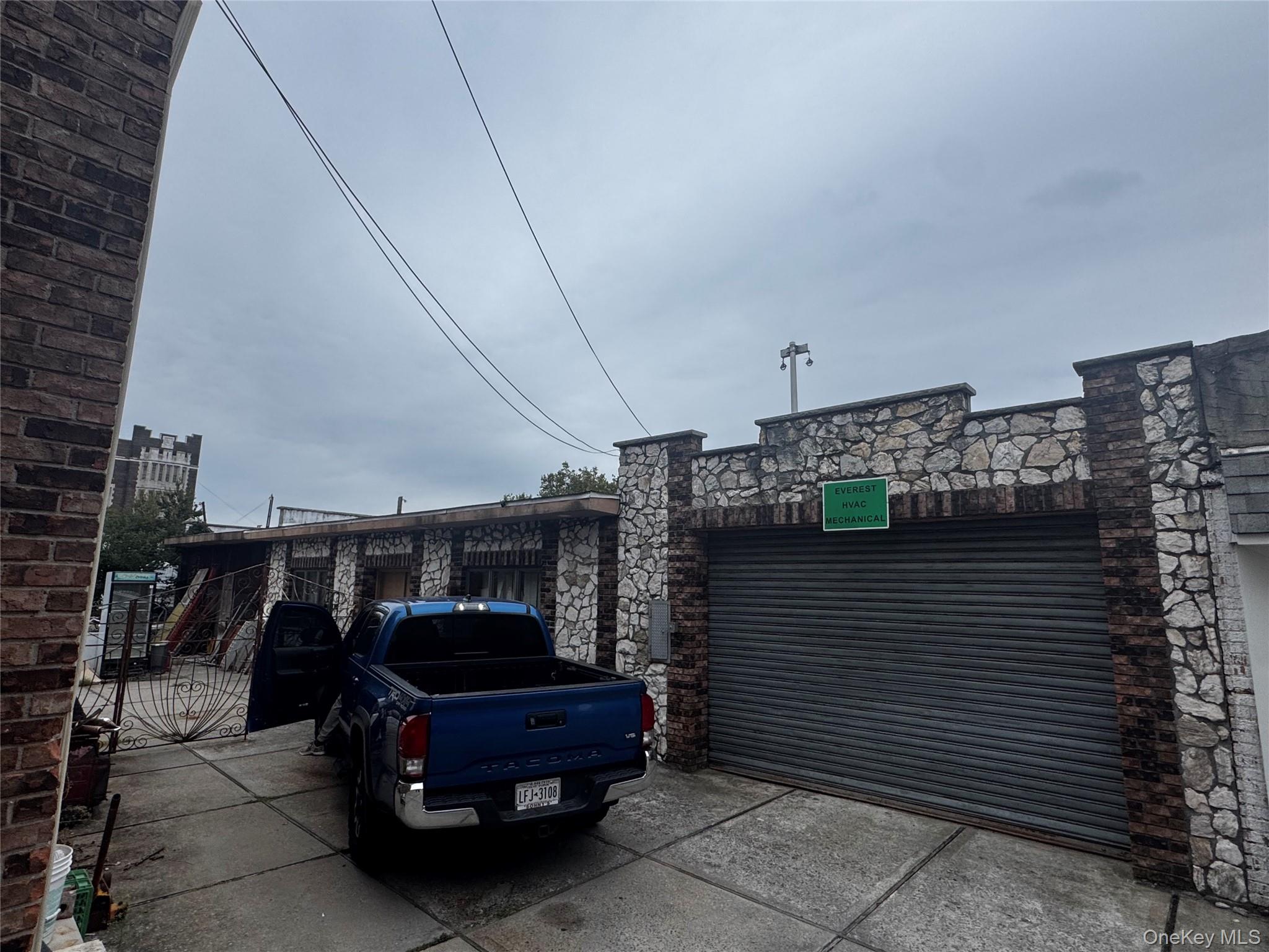 70-14 69 Street – For Sale photo 7