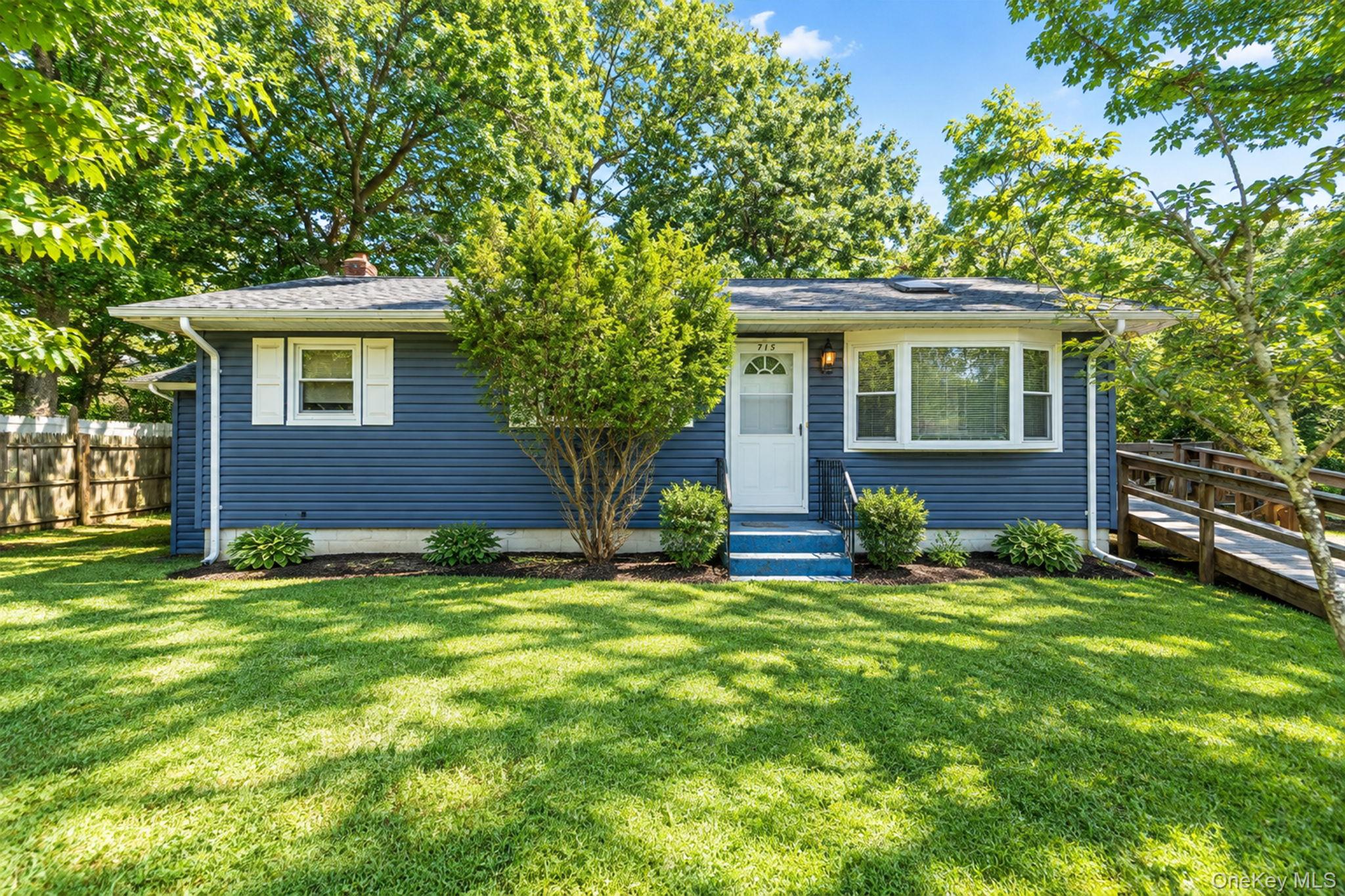 115 Huntington Crossway – For Sale photo 4