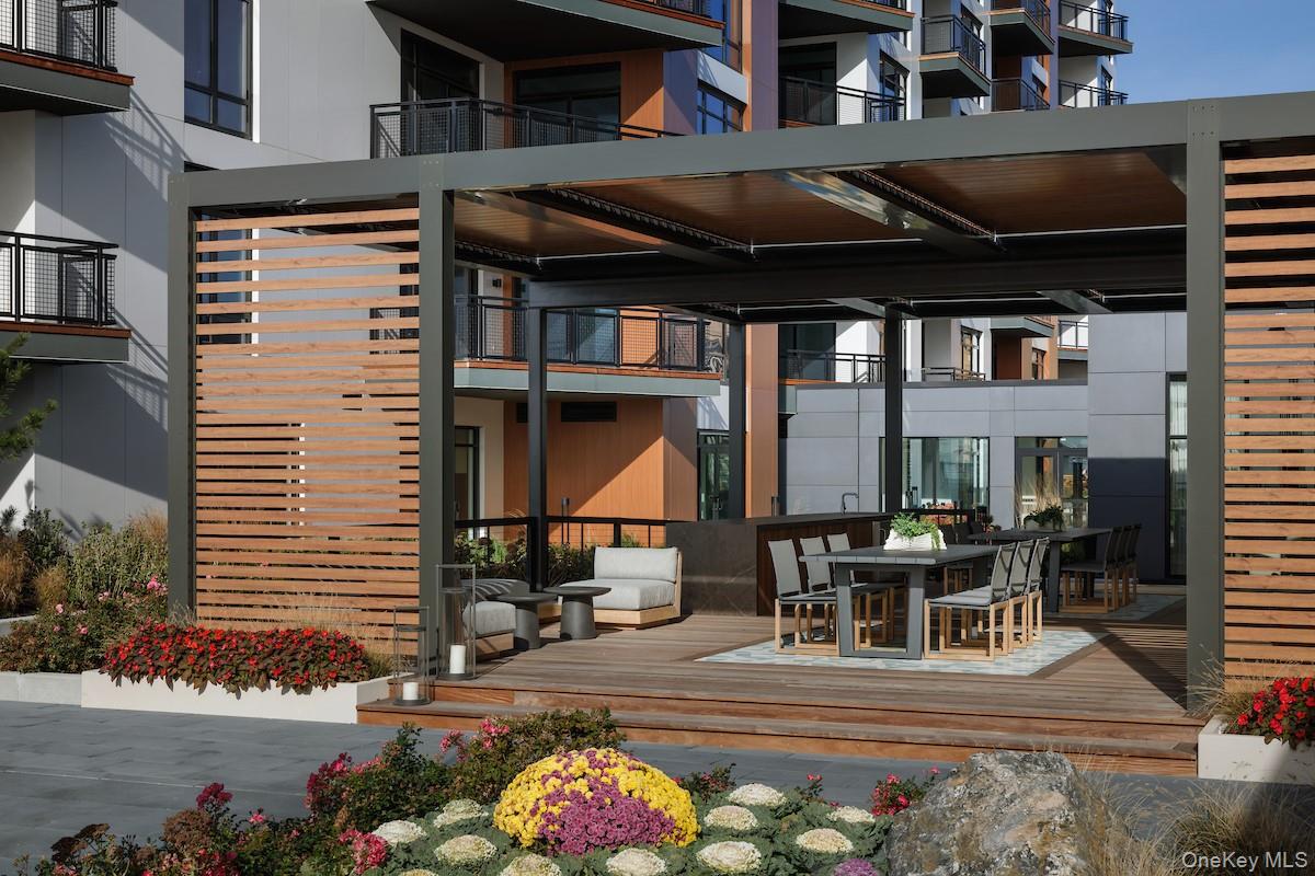 100 Boardwalk, Unit 1006A photo 10