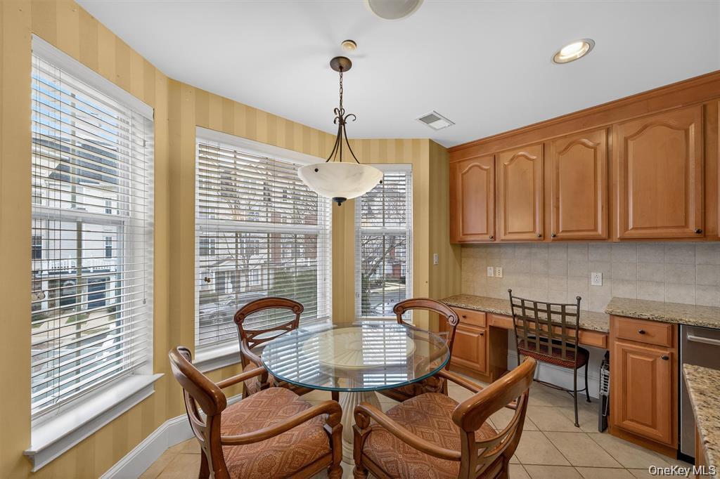 3 Harbor Pointe Drive – For Sale photo 19