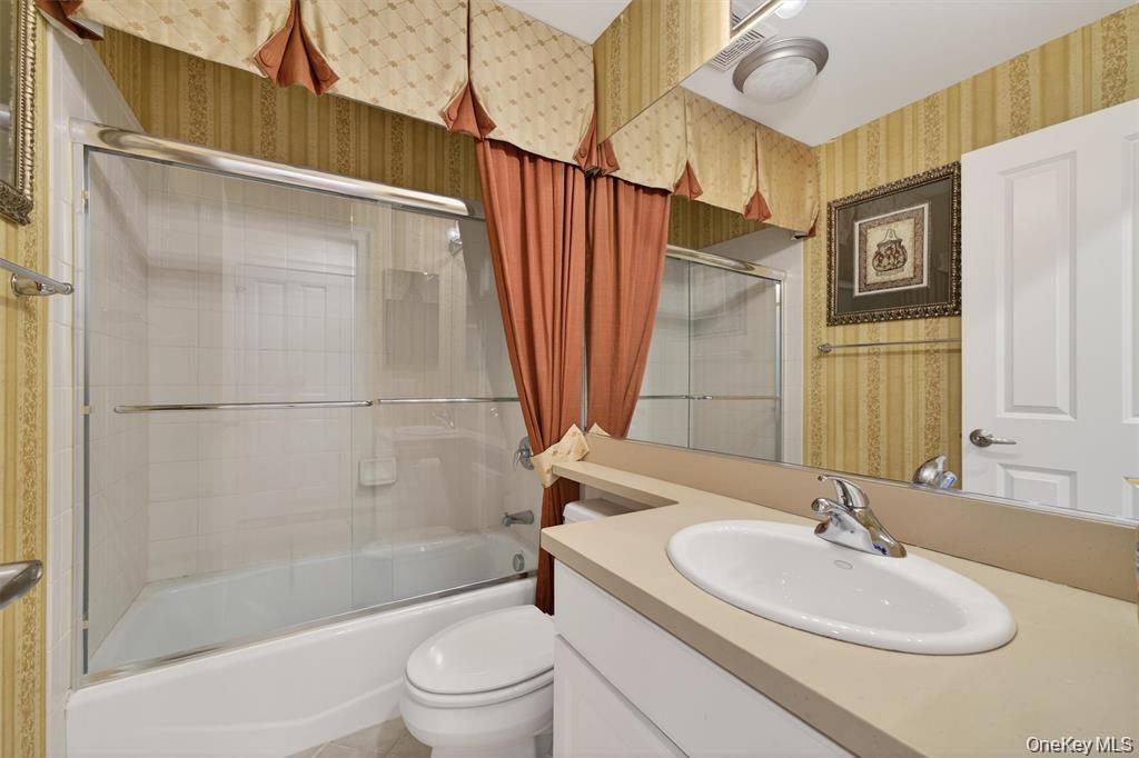 3 Harbor Pointe Drive – For Sale photo 27