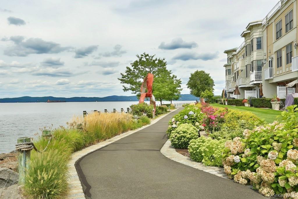 3 Harbor Pointe Drive – For Sale photo 40