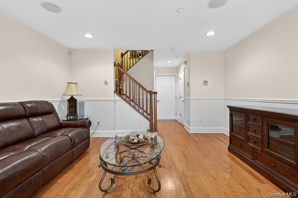3 Harbor Pointe Drive – For Sale photo 6