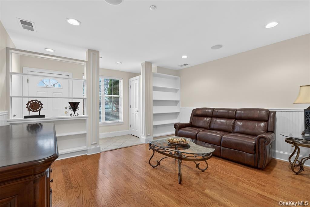 3 Harbor Pointe Drive – For Sale photo 7
