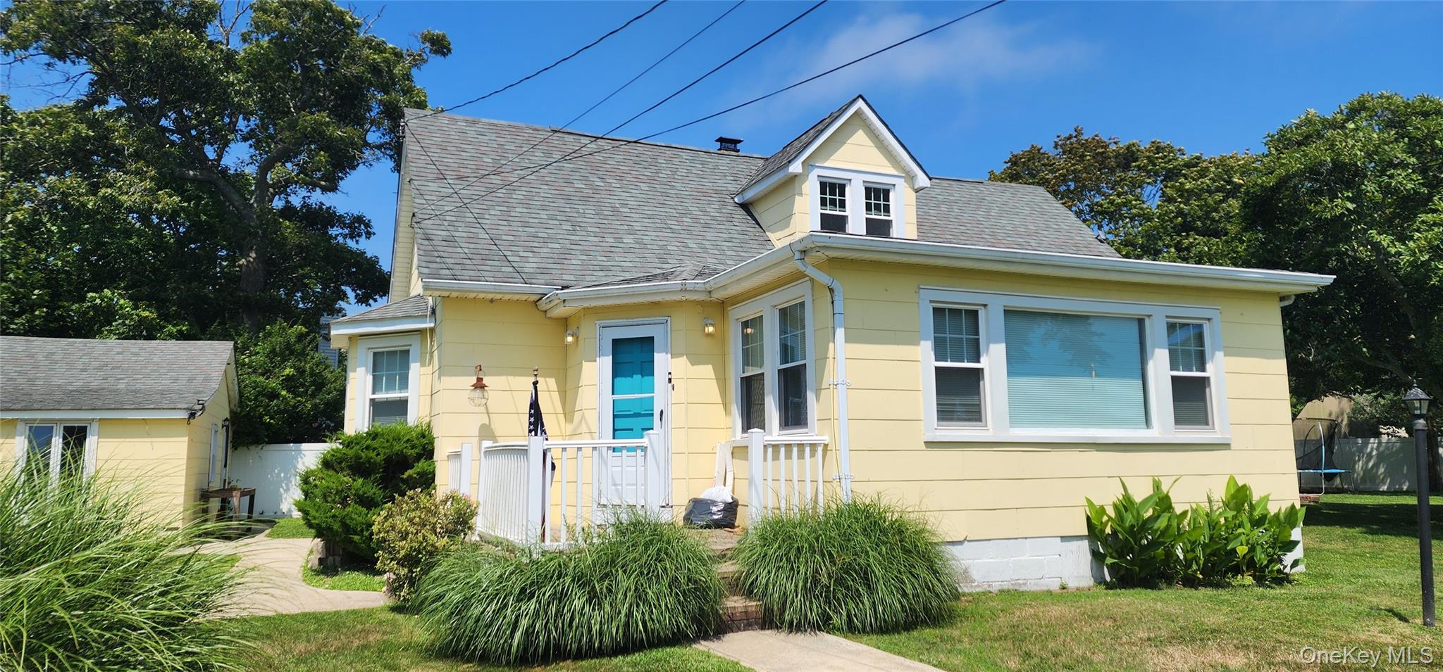 9 Babylon Road – For Sale