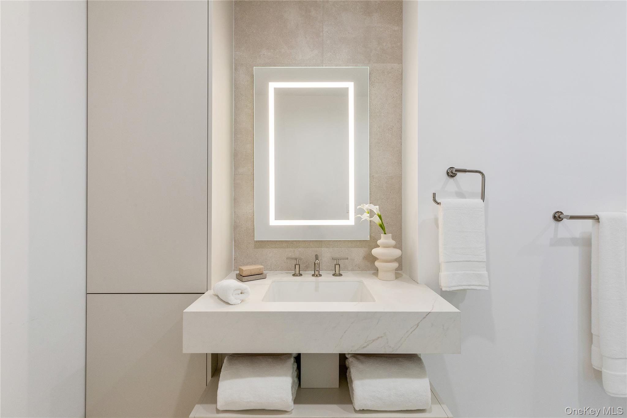 140 Boardwalk, Unit L4B photo 8