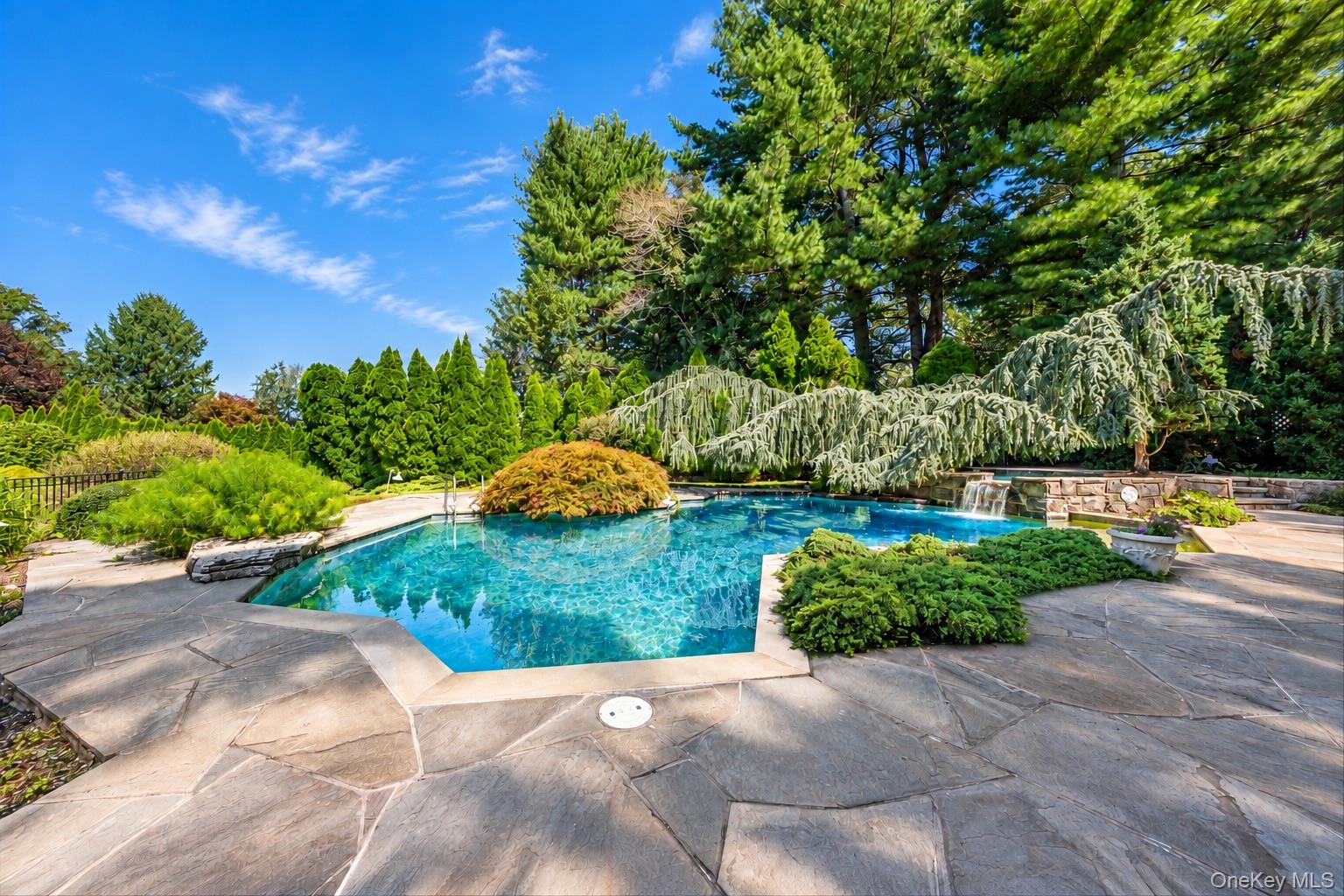 19 Cobblestone Court – For Sale photo 42