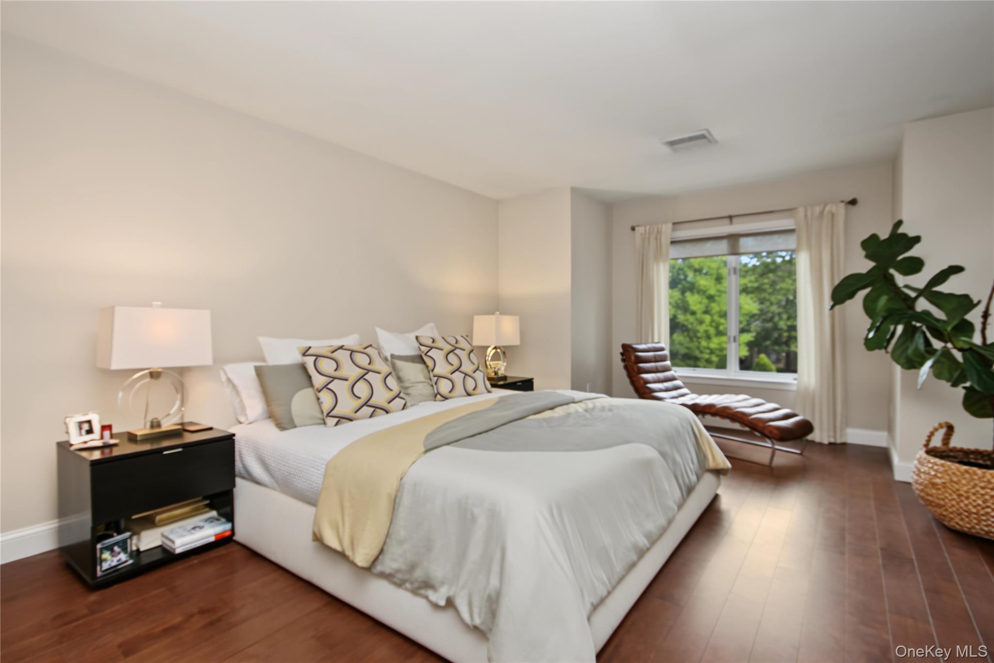 812 Heritage Hills, Unit A photo 17