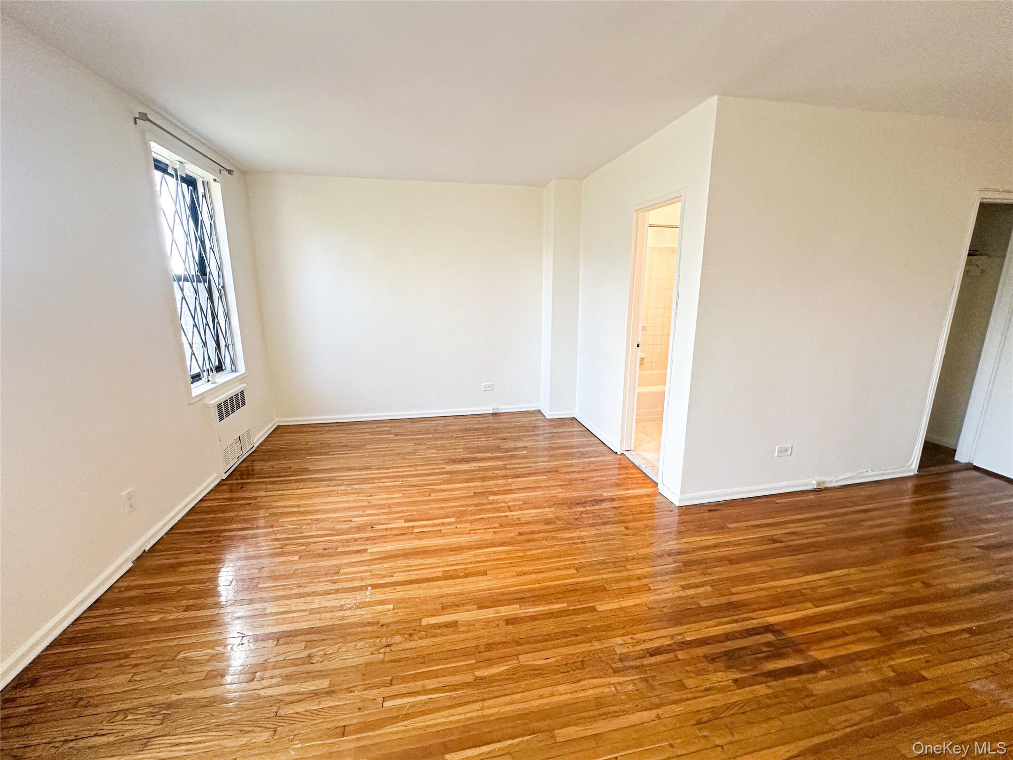 10025 Queens Boulevard, Unit 6L photo 7