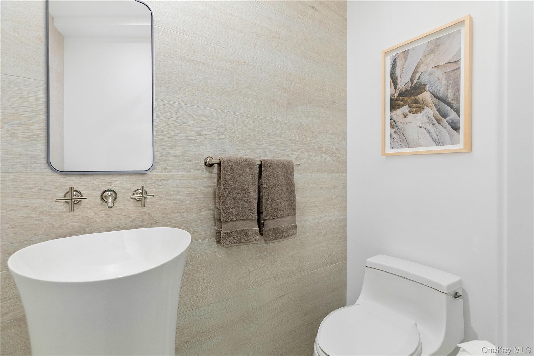 140 Boardwalk, Unit PH6 B photo 22