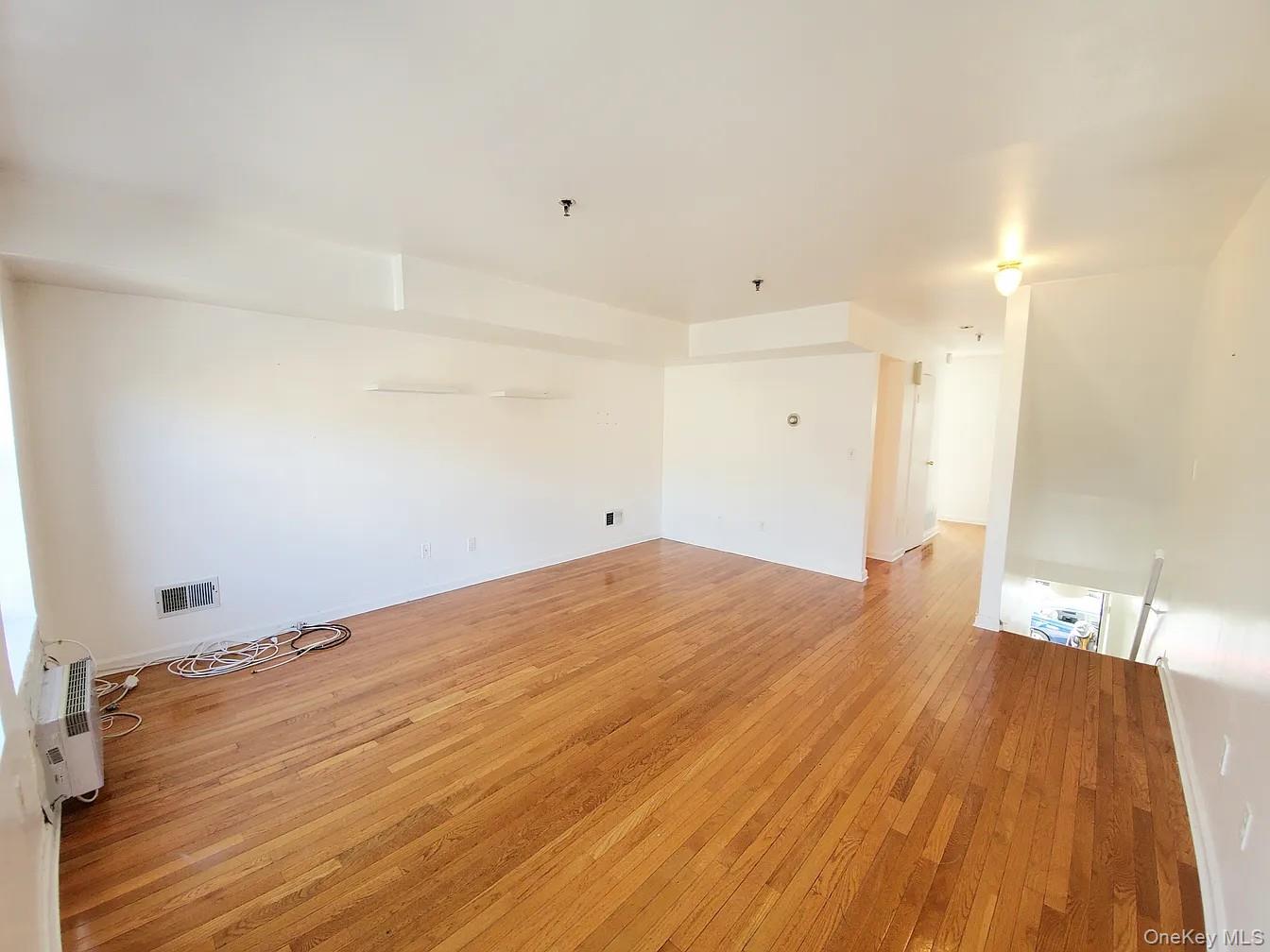 115 Vanderbilt Avenue, Unit 115A photo 7