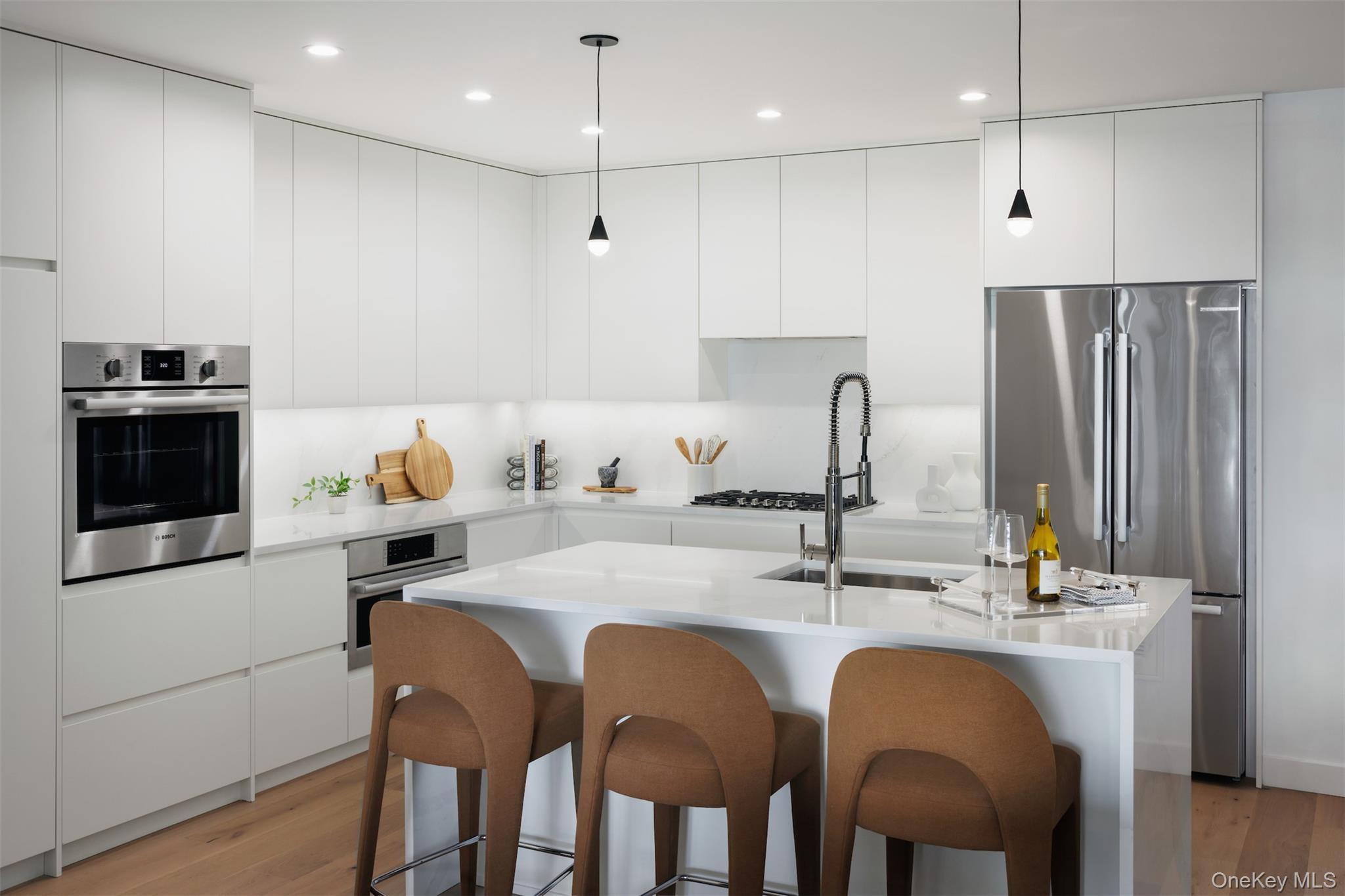 140 Boardwalk, Unit 1011B photo 2