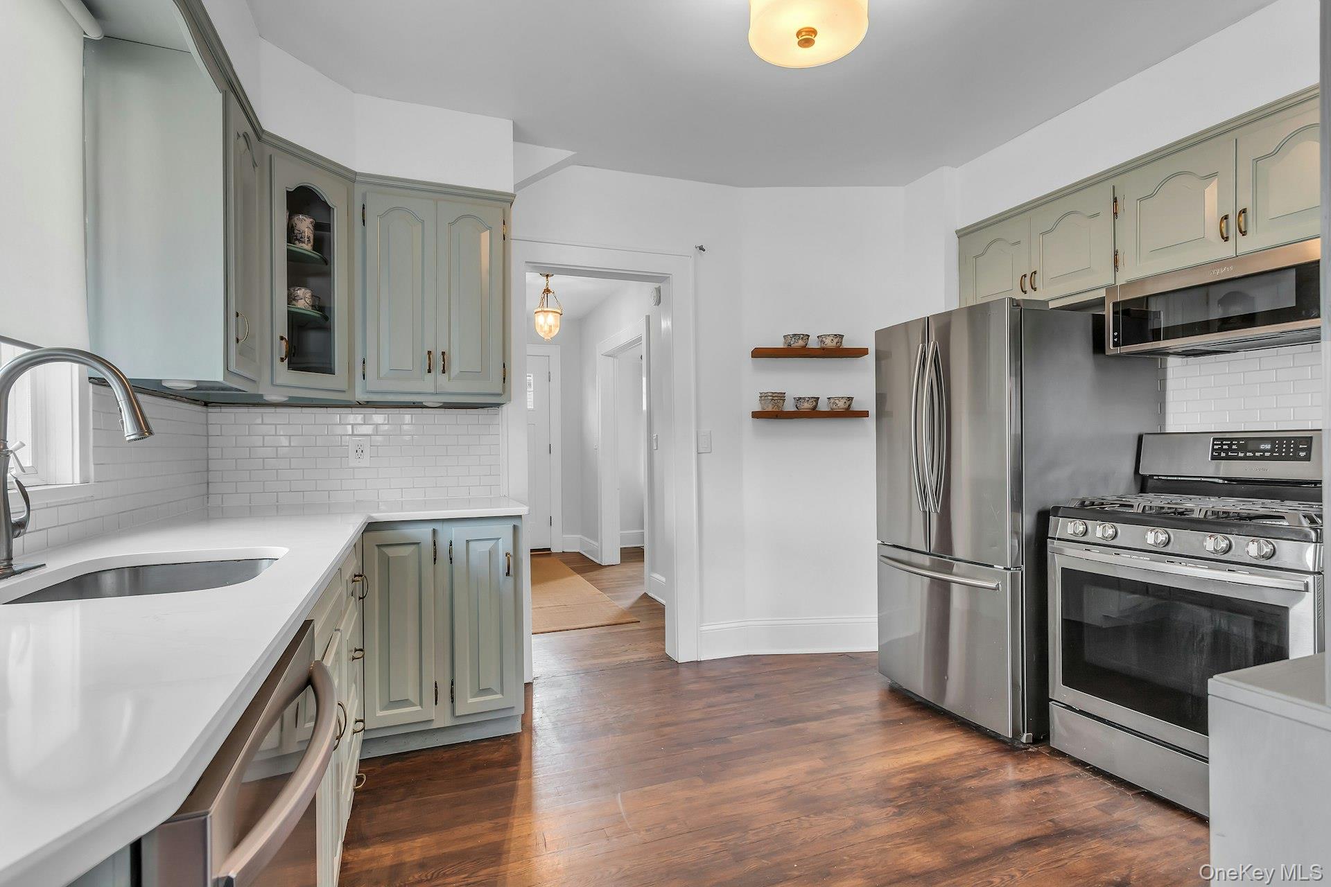 42 Nassau Avenue – For Sale photo 18