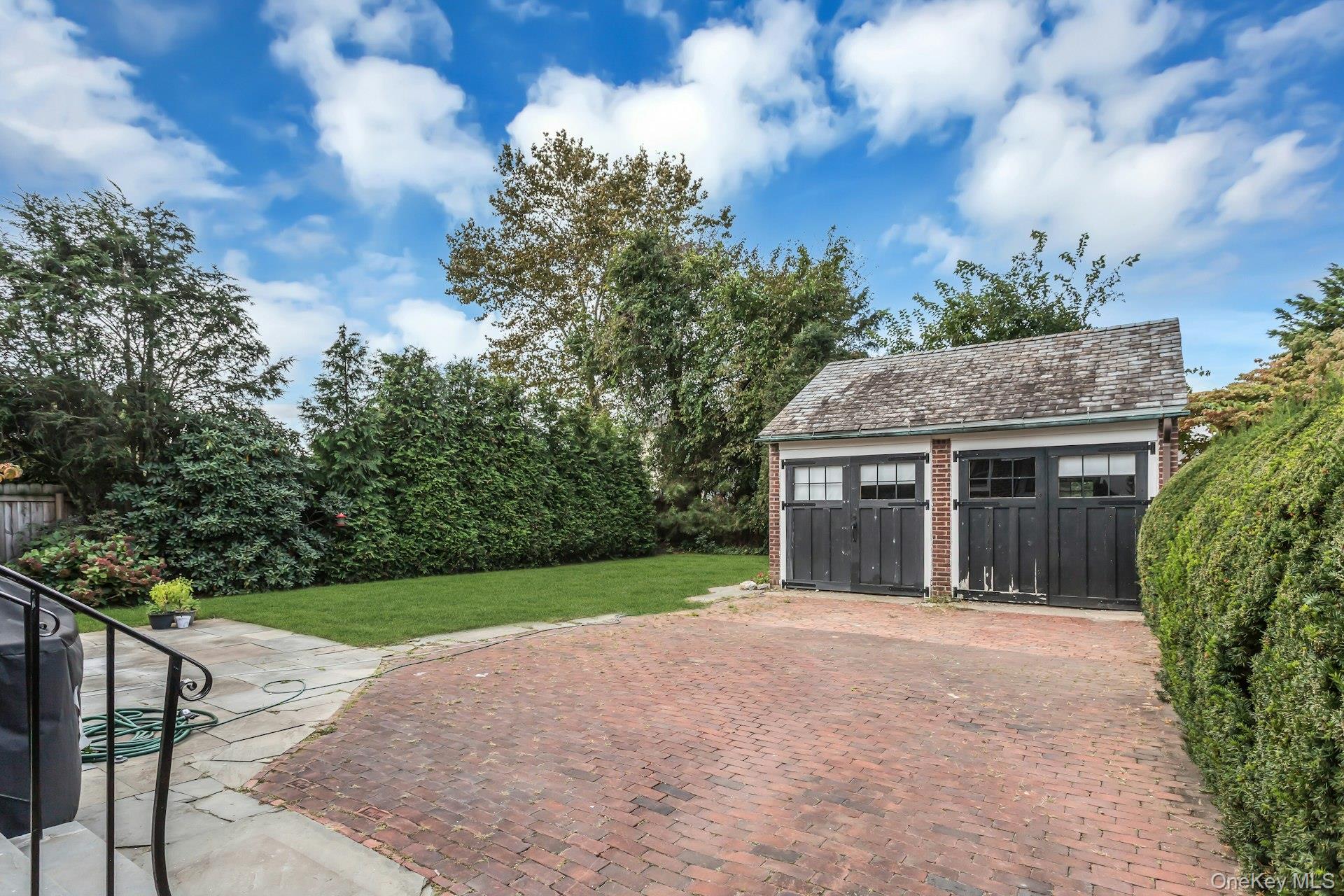 42 Nassau Avenue – For Sale photo 33