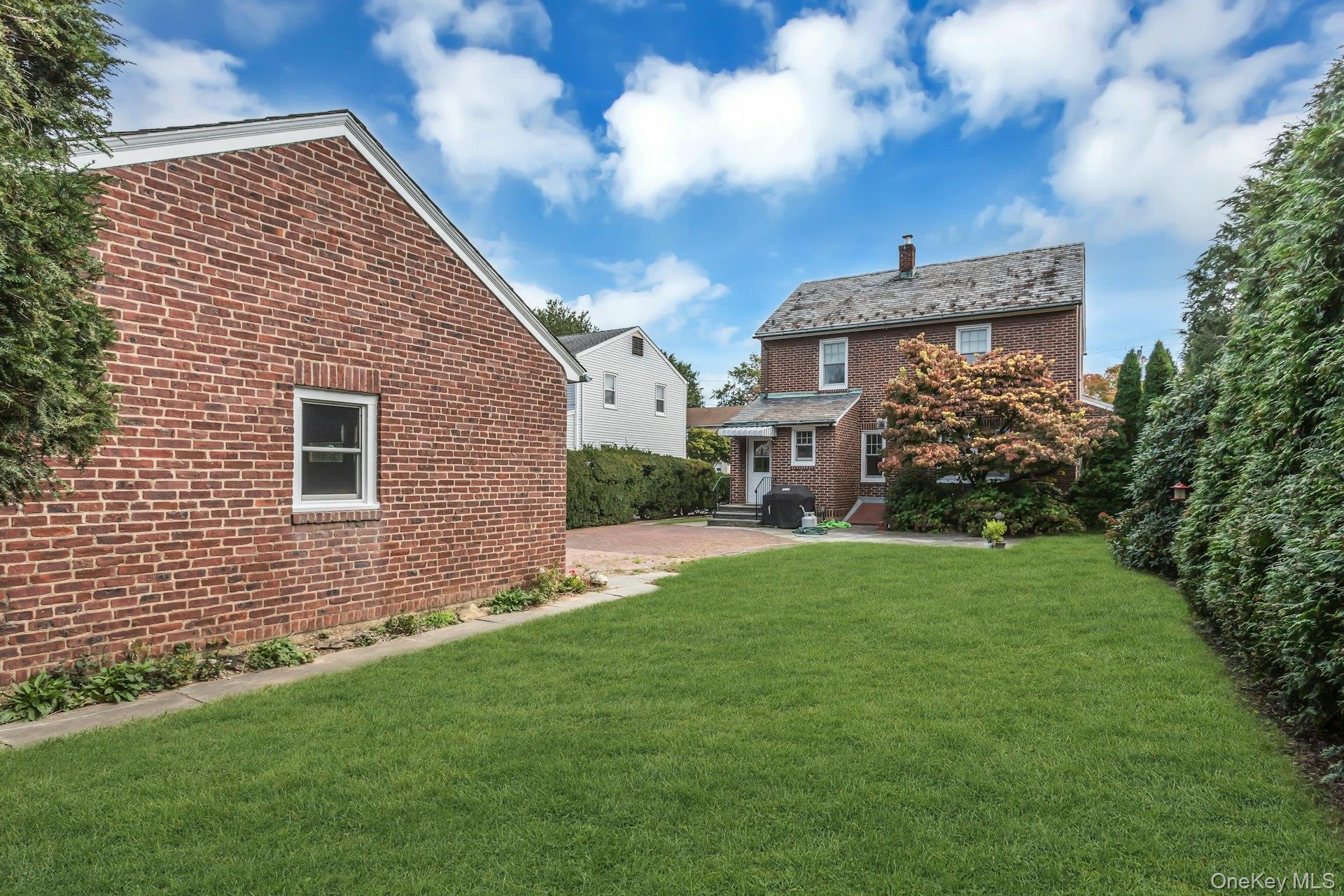 42 Nassau Avenue – For Sale photo 36