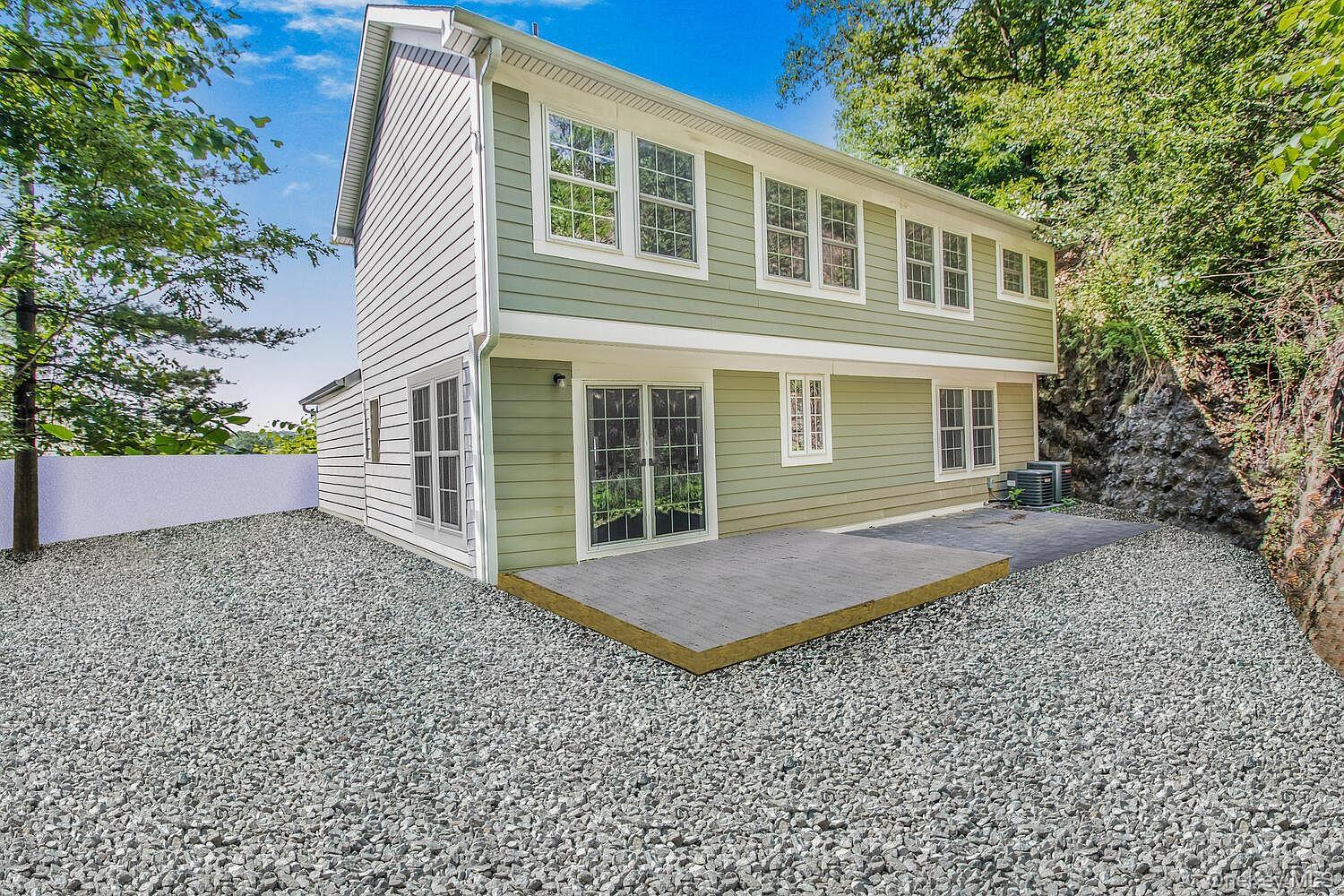 18 Via Trenta Court – For Rent photo 28