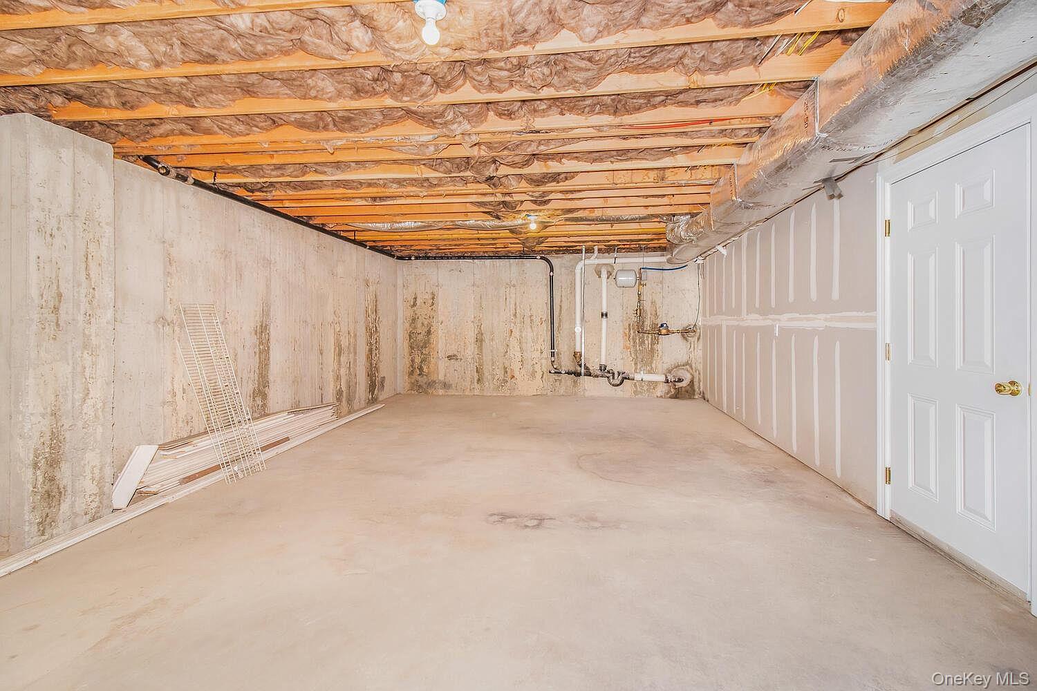 18 Via Trenta Court – For Rent photo 25