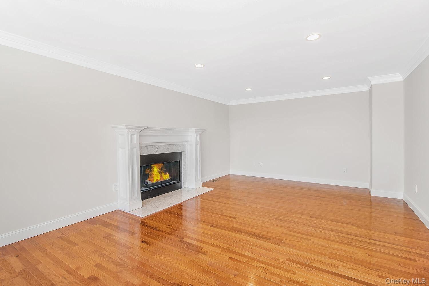 18 Via Trenta Court – For Rent photo 6